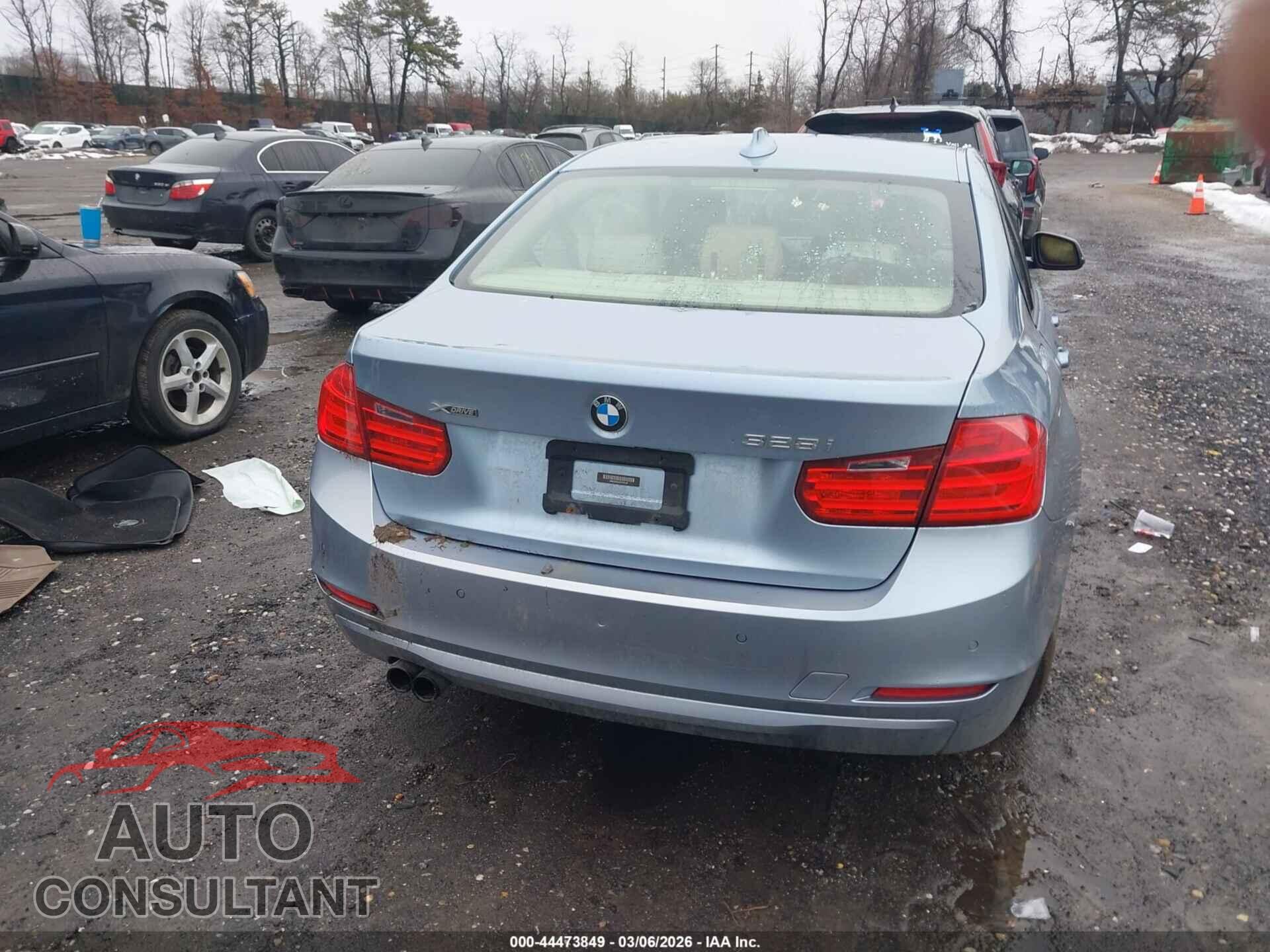 BMW 328I 2014 - WBA3B5C5XEP540186