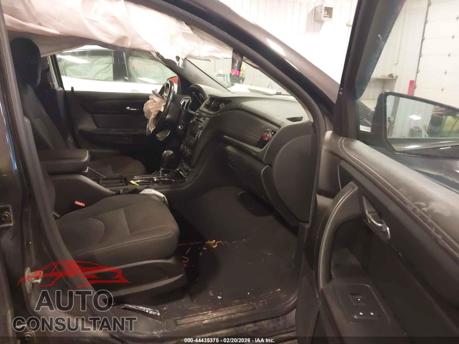 CHEVROLET TRAVERSE 2017 - 1GNKRGKD9HJ293496