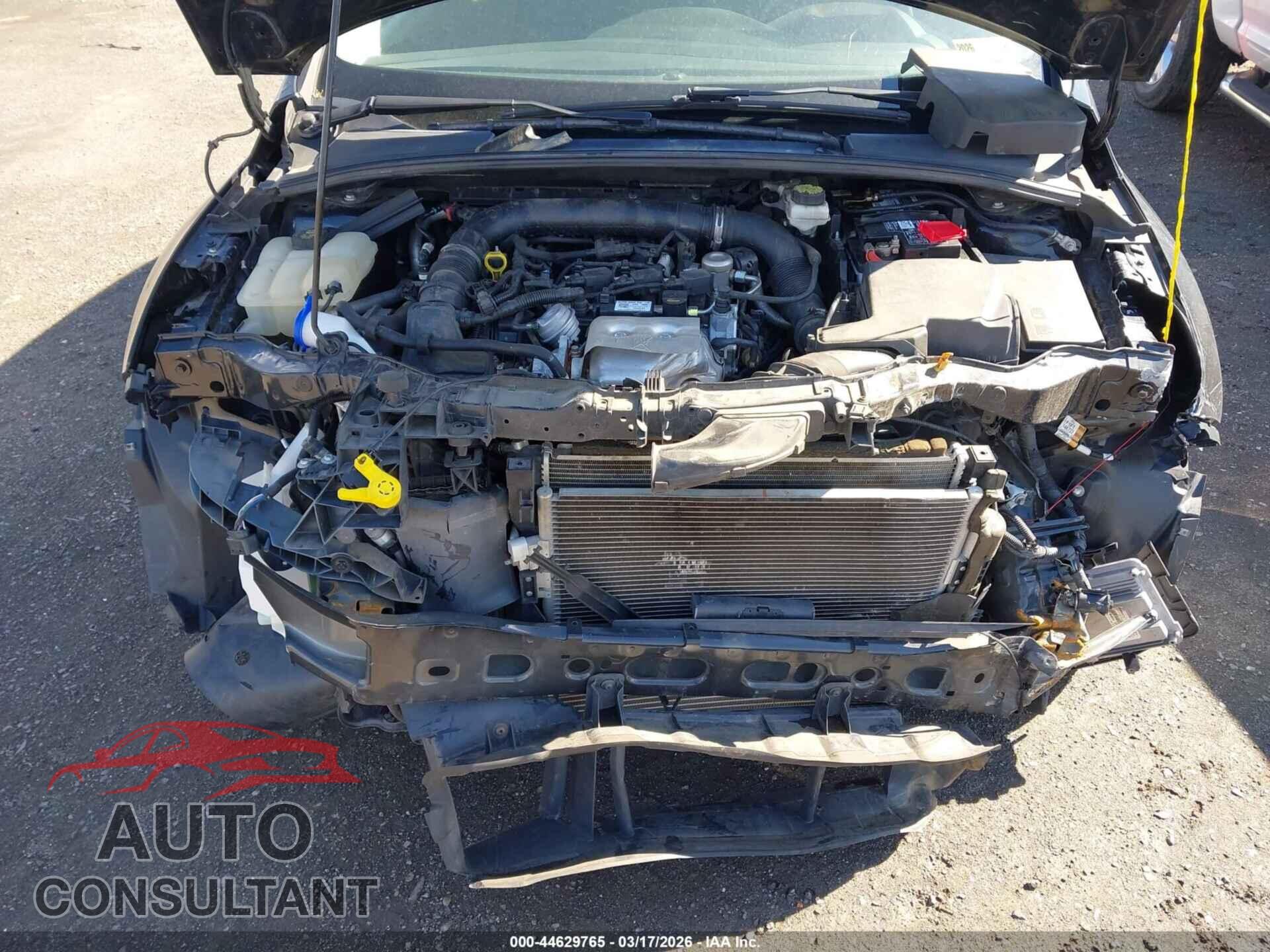 FORD FOCUS 2018 - 1FADP3FE9JL286440