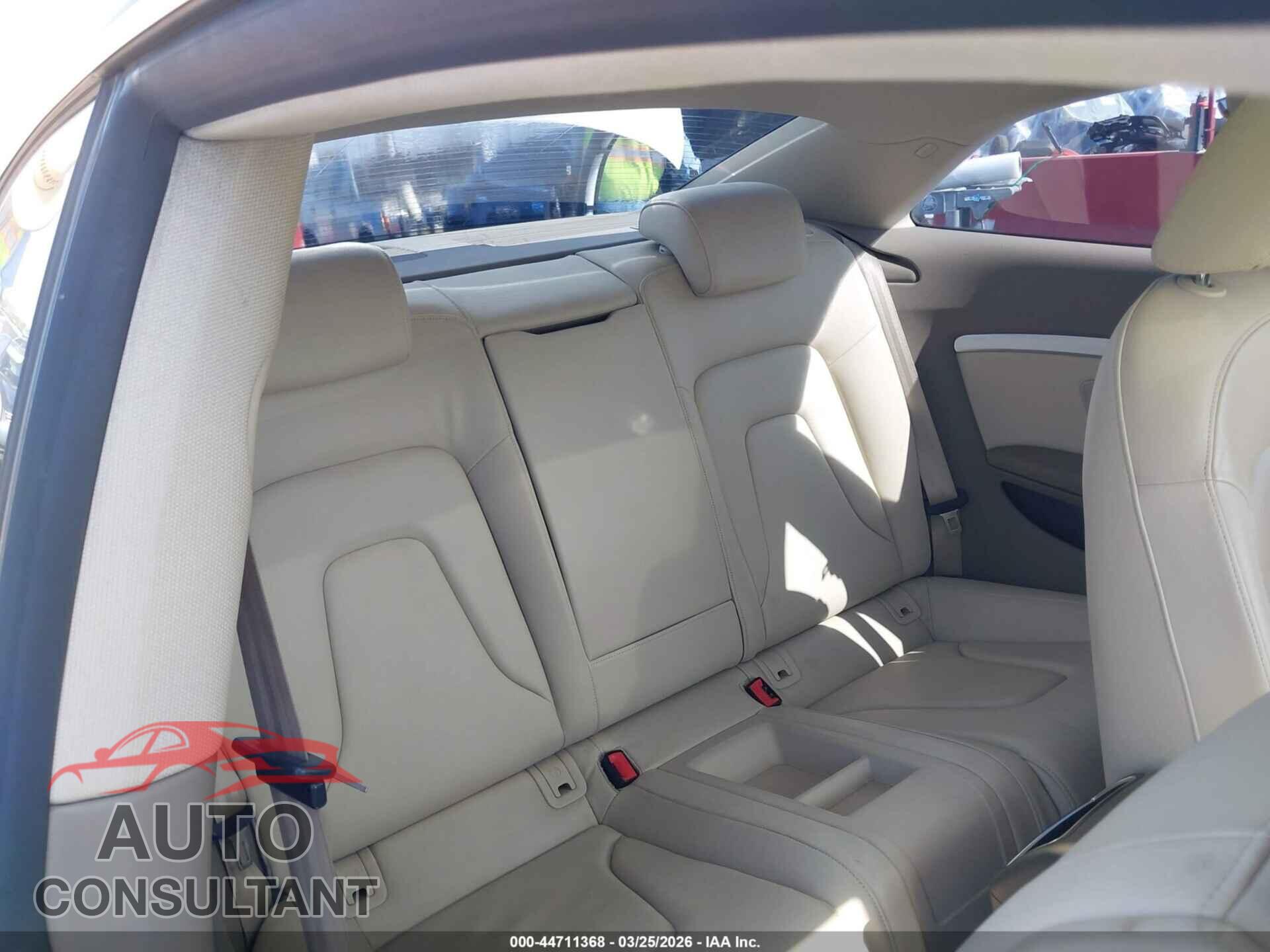 AUDI A5 2012 - WAUCFAFR2CA004148