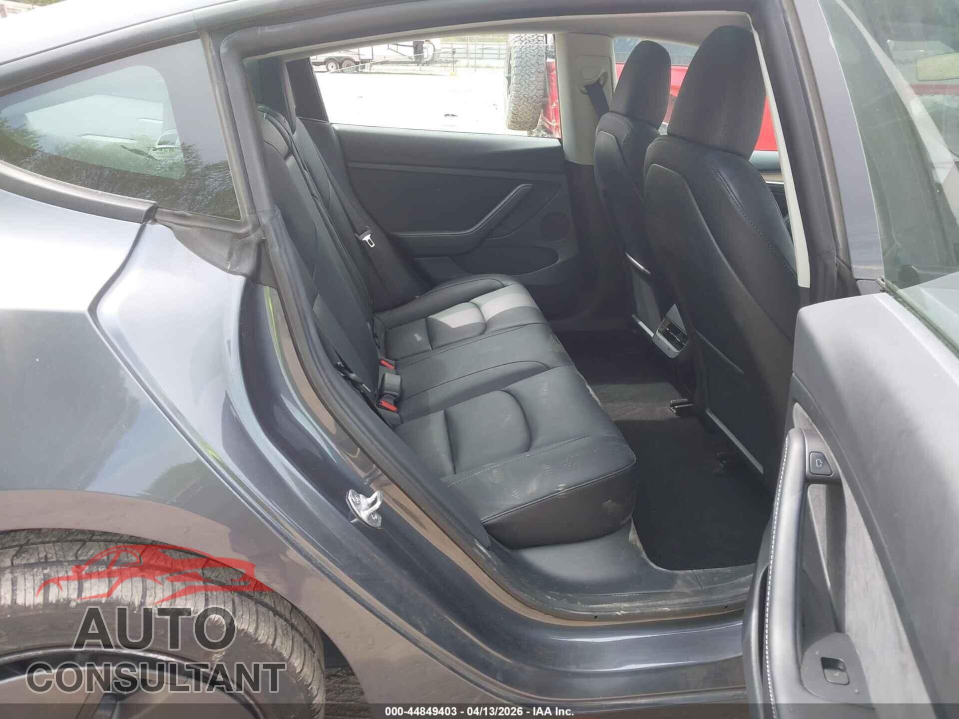 TESLA MODEL 3 2023 - 5YJ3E1EAXPF680619