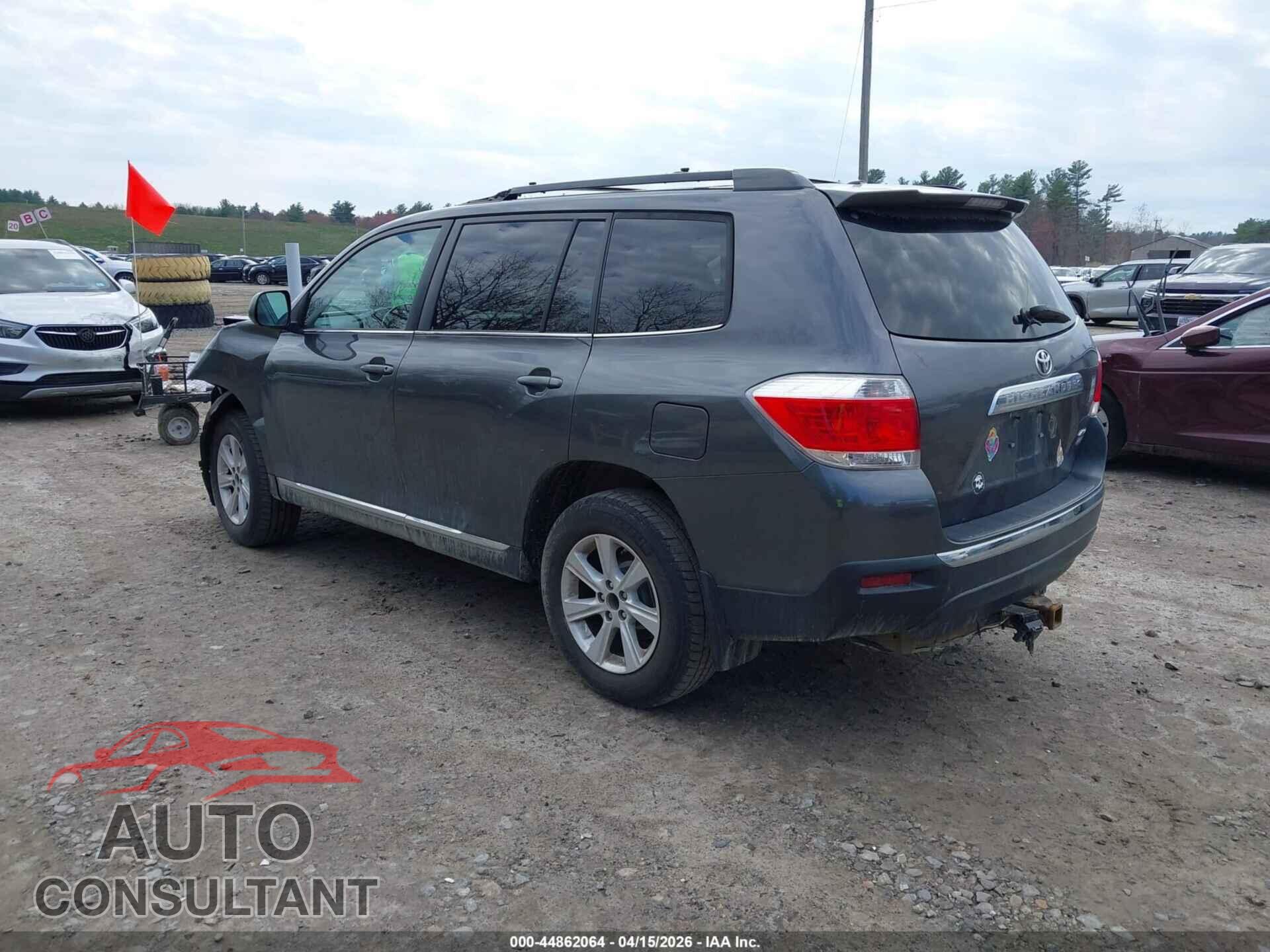 TOYOTA HIGHLANDER 2012 - 5TDBK3EH7CS156542