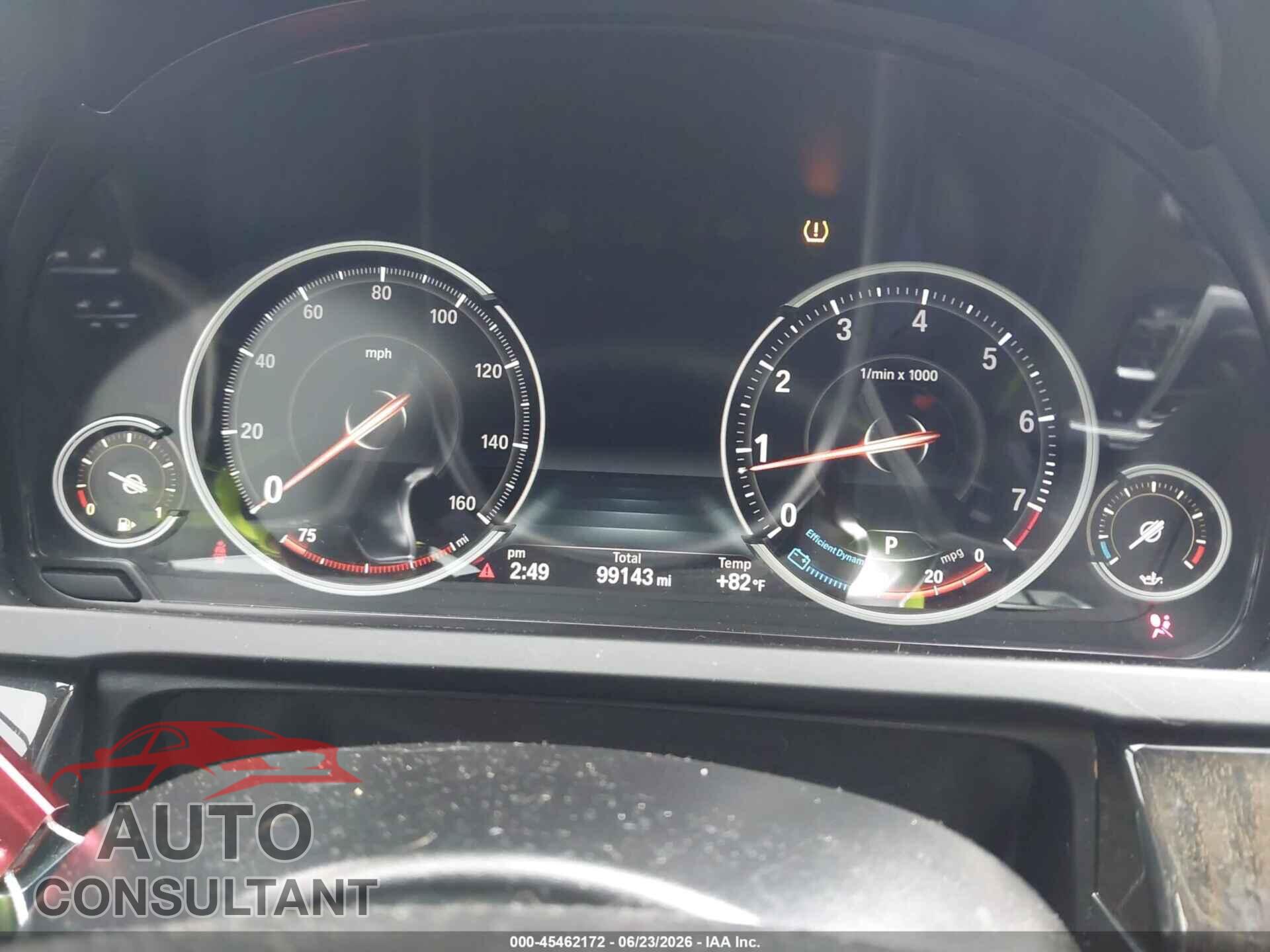 BMW 740I 2015 - WBAYA6C5XFD826928