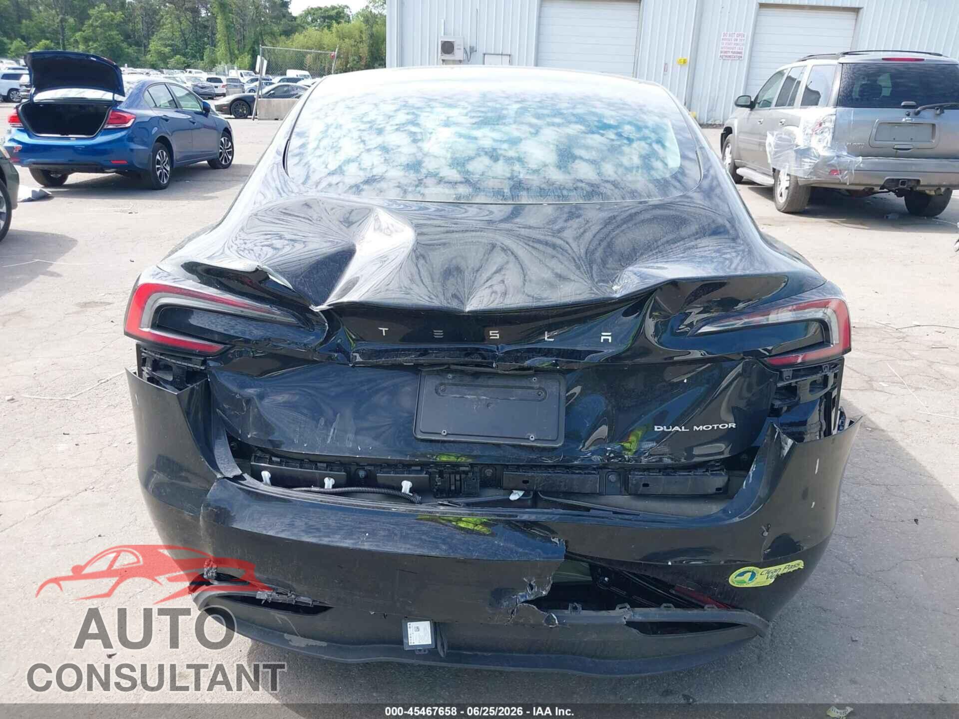 TESLA MODEL 3 2024 - 5YJ3E1EB7RF844601