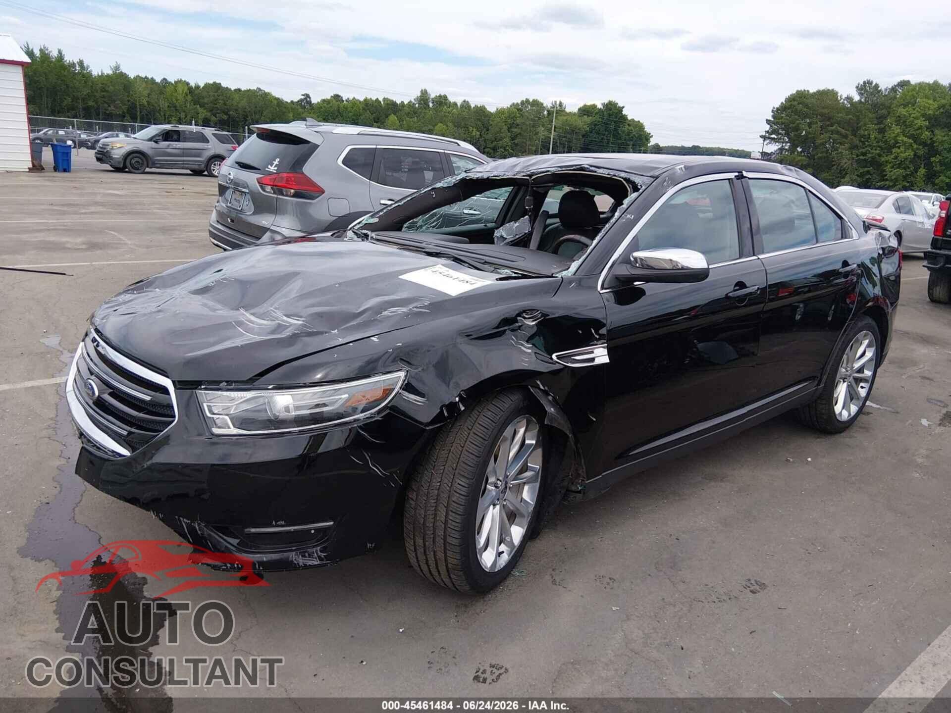 FORD TAURUS 2018 - 1FAHP2F86JG113294