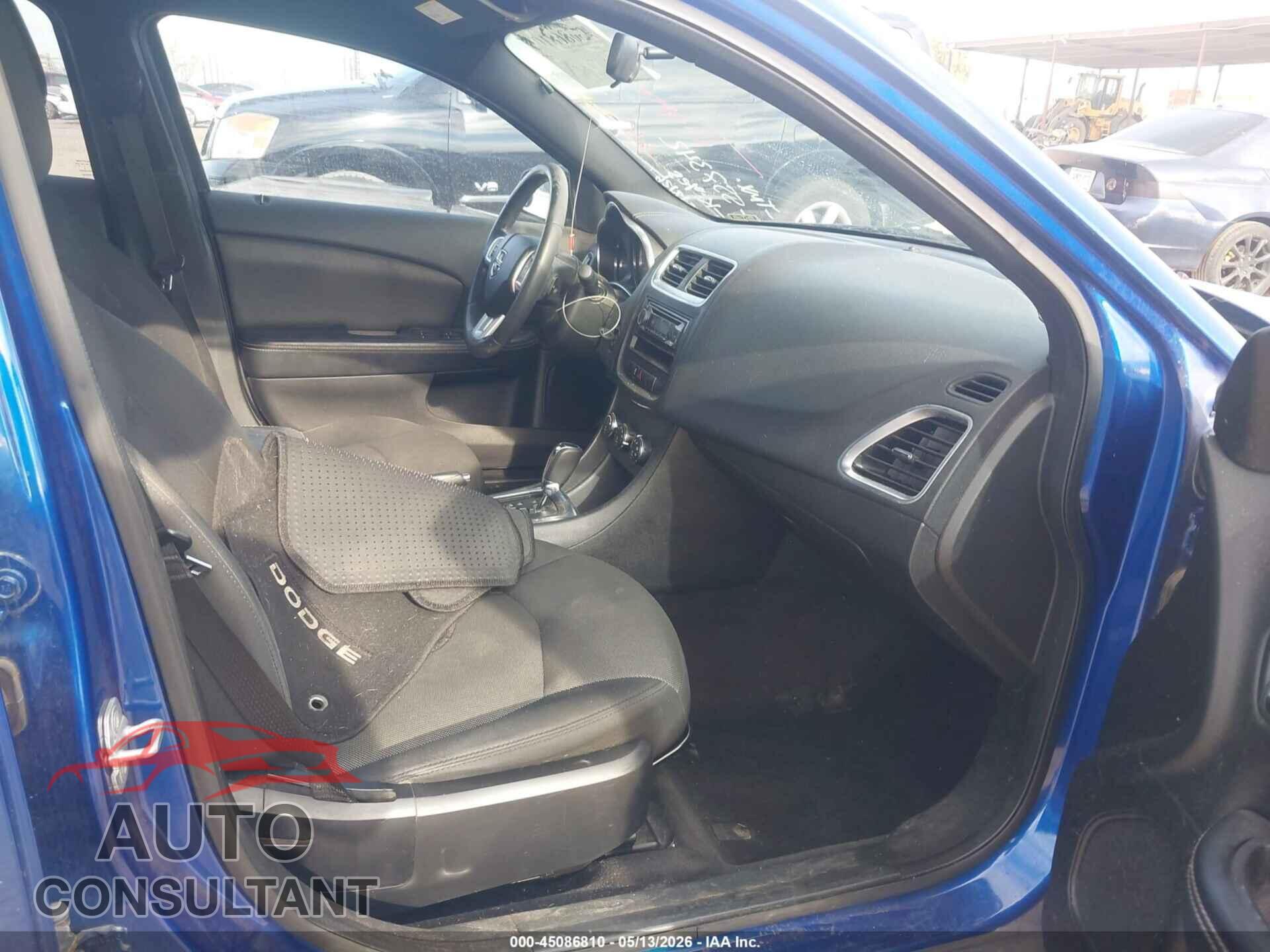 DODGE AVENGER 2013 - 1C3CDZCB5DN557342