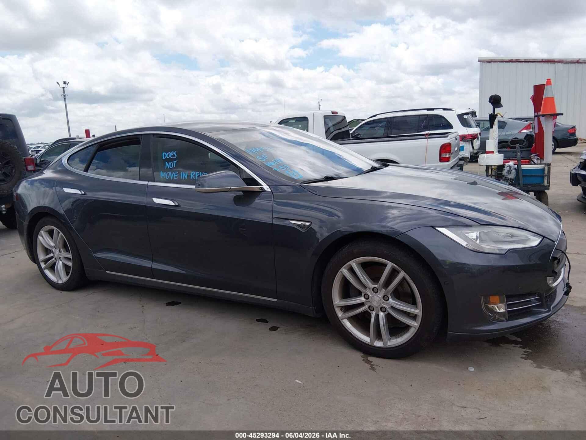 TESLA MODEL S 2014 - 5YJSA1H18EFP61599