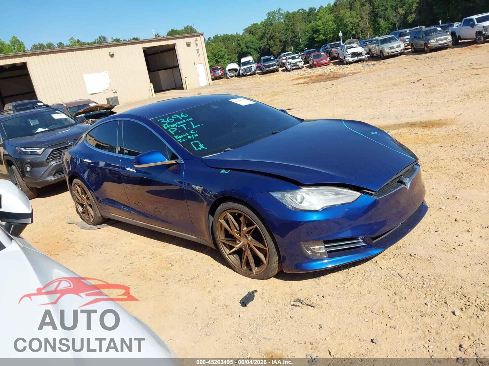 TESLA MODEL S 2015 - 5YJSA1E21FF103704