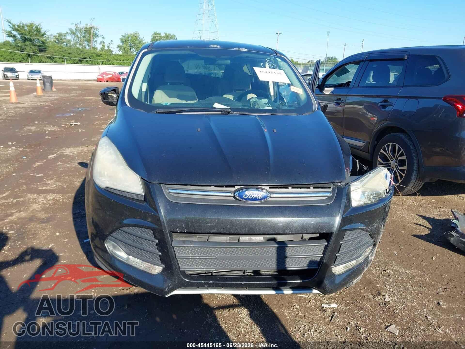 FORD ESCAPE 2014 - 1FMCU0GX4EUC36070