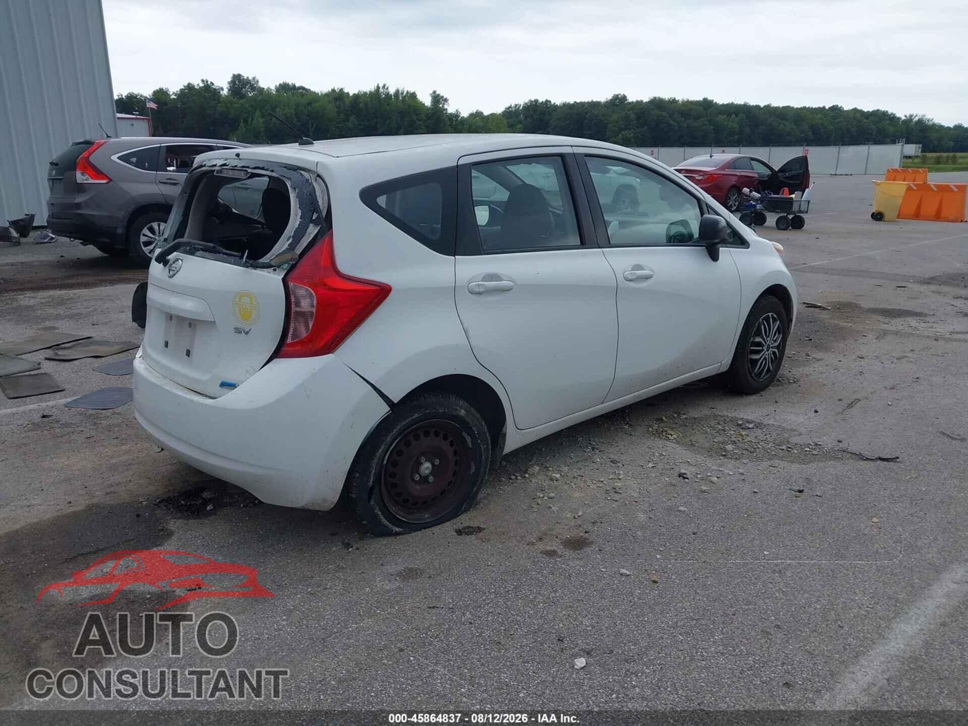 NISSAN VERSA NOTE 2015 - 3N1CE2CP9FL403430