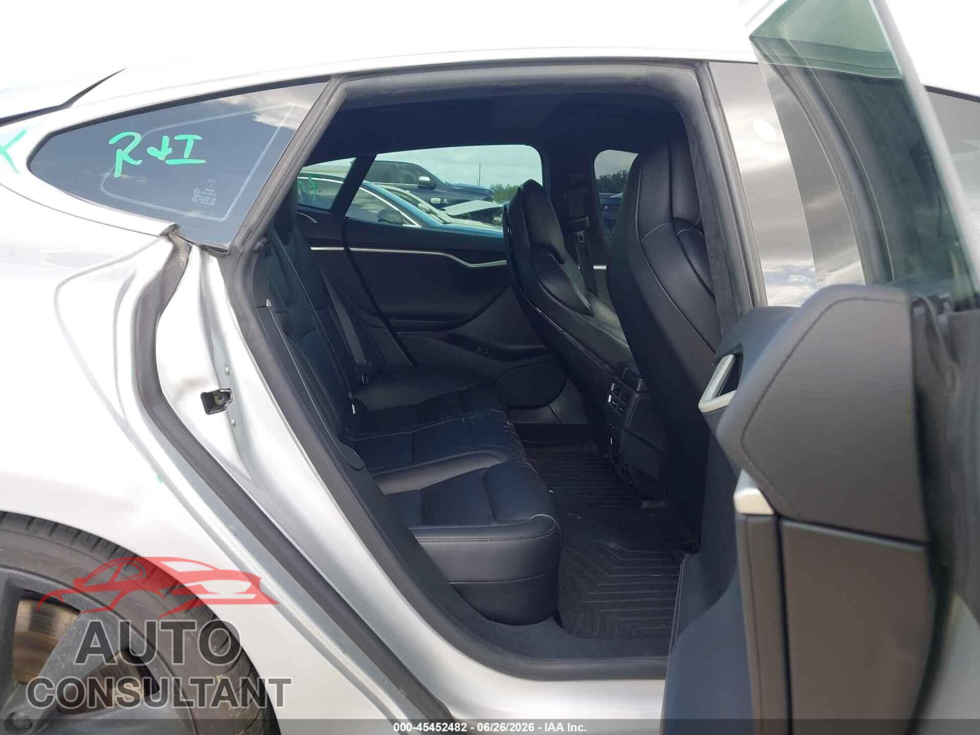 TESLA MODEL S 2017 - 5YJSA1E20HF224680