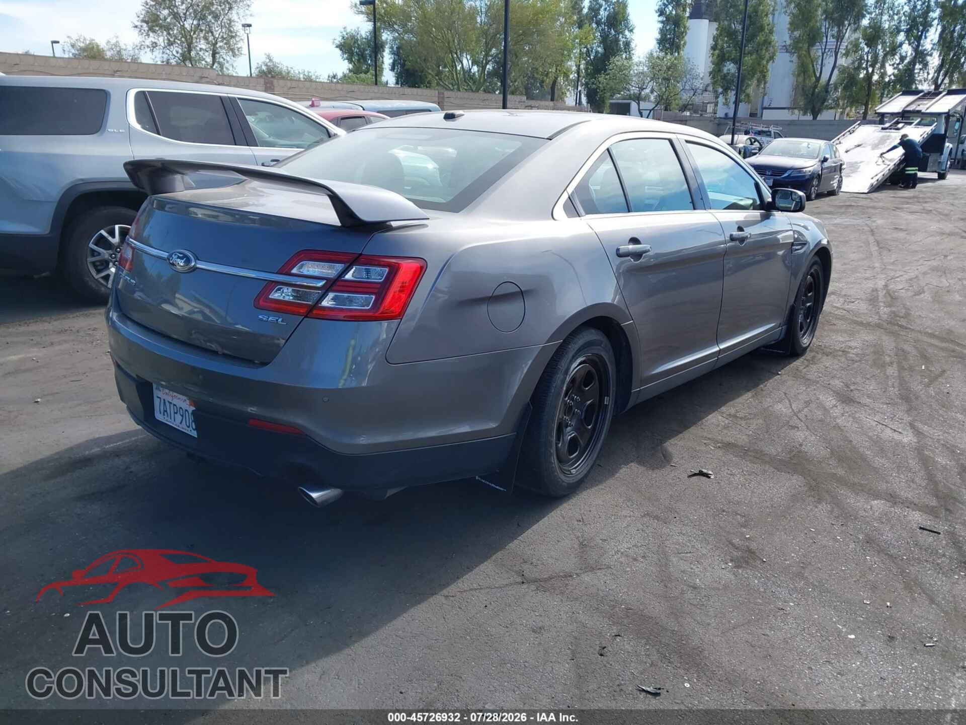 FORD TAURUS 2013 - 1FAHP2E82DG172428