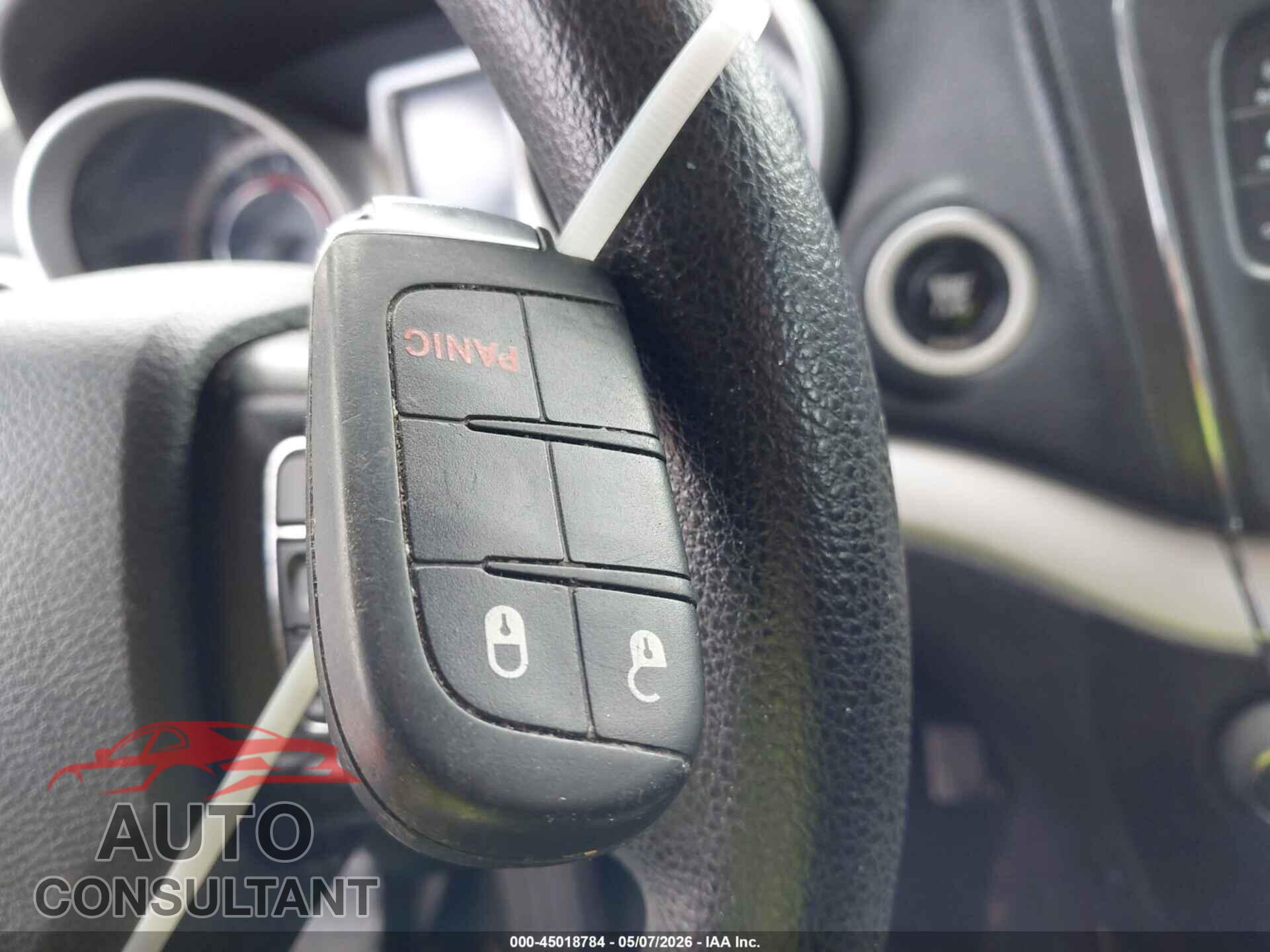 DODGE JOURNEY 2015 - 3C4PDCBG0FT742845