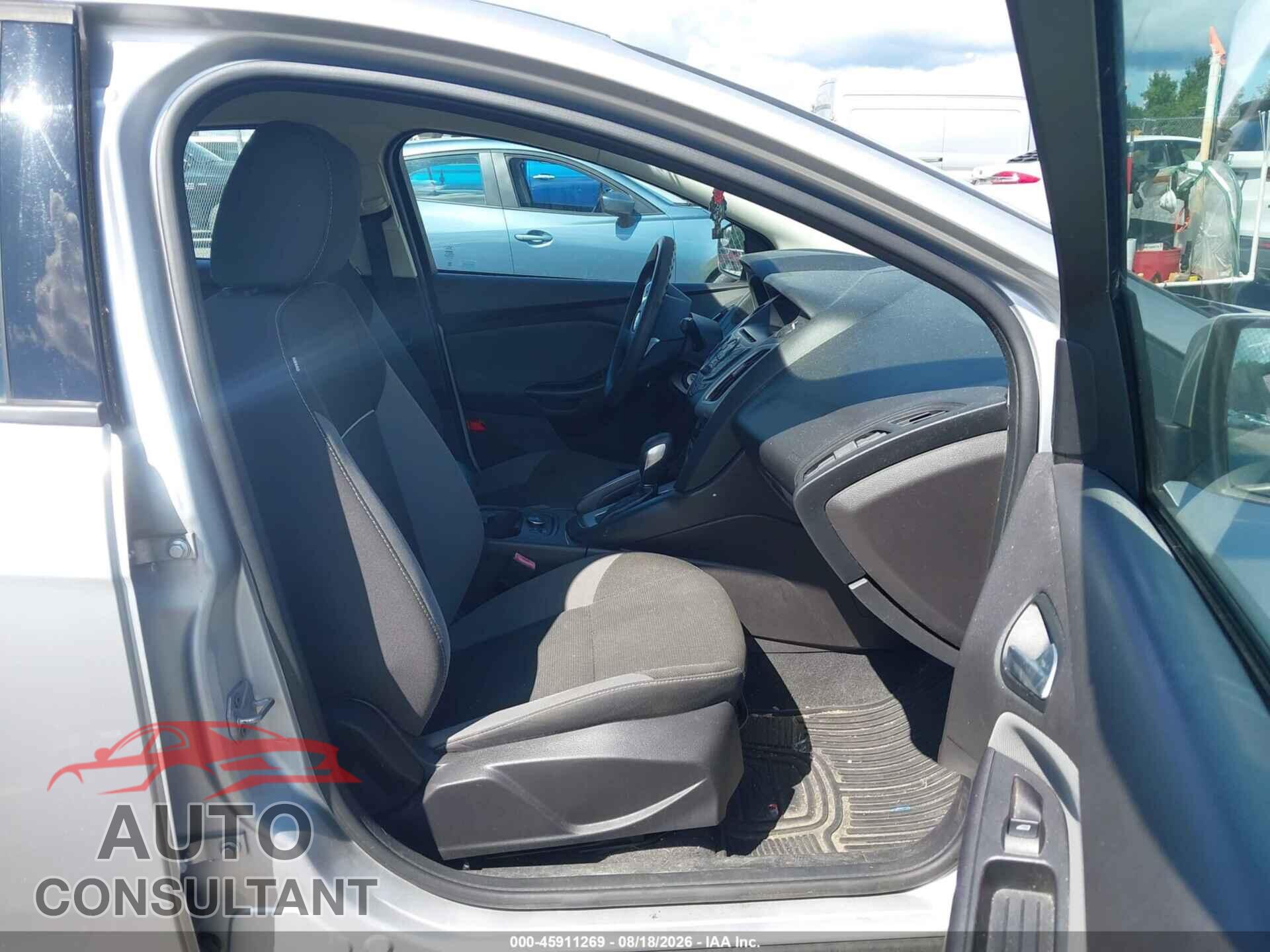 FORD FOCUS 2013 - 1FADP3F23DL330202