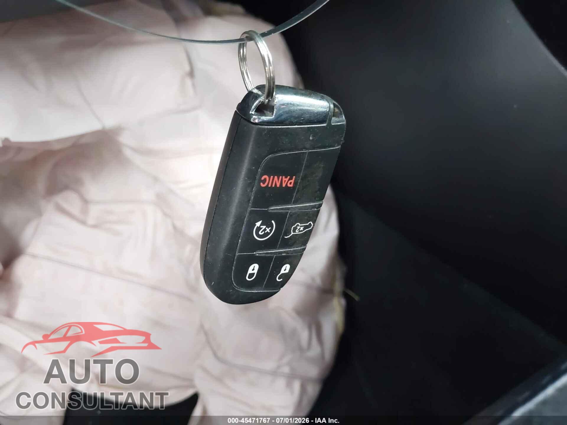 JEEP COMPASS 2017 - 3C4NJDCB1HT611032