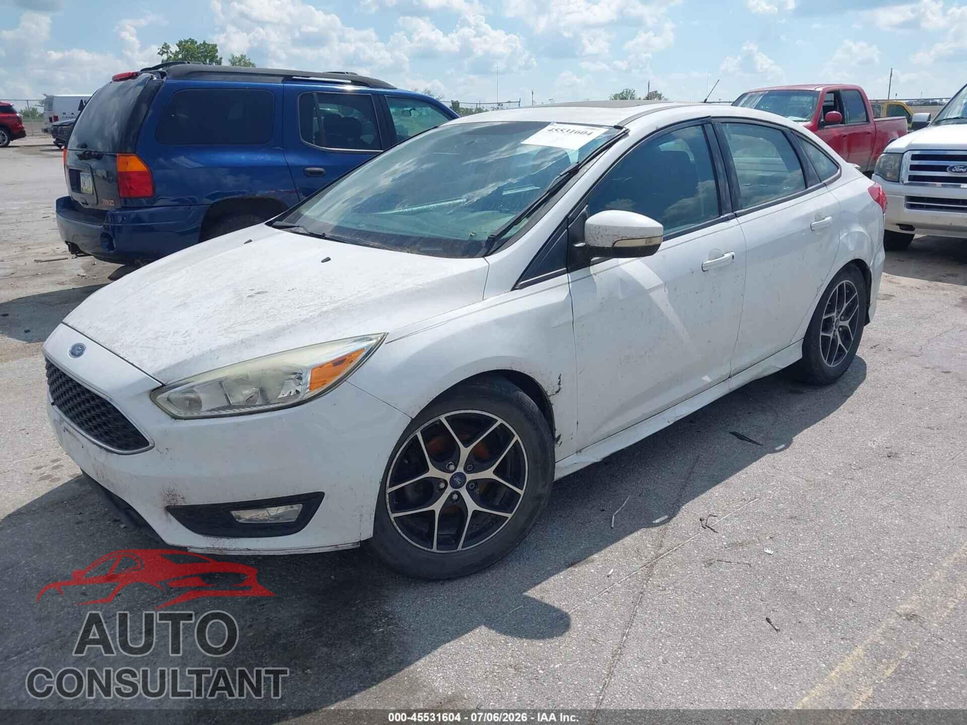 FORD FOCUS 2016 - 1FADP3F22GL301374