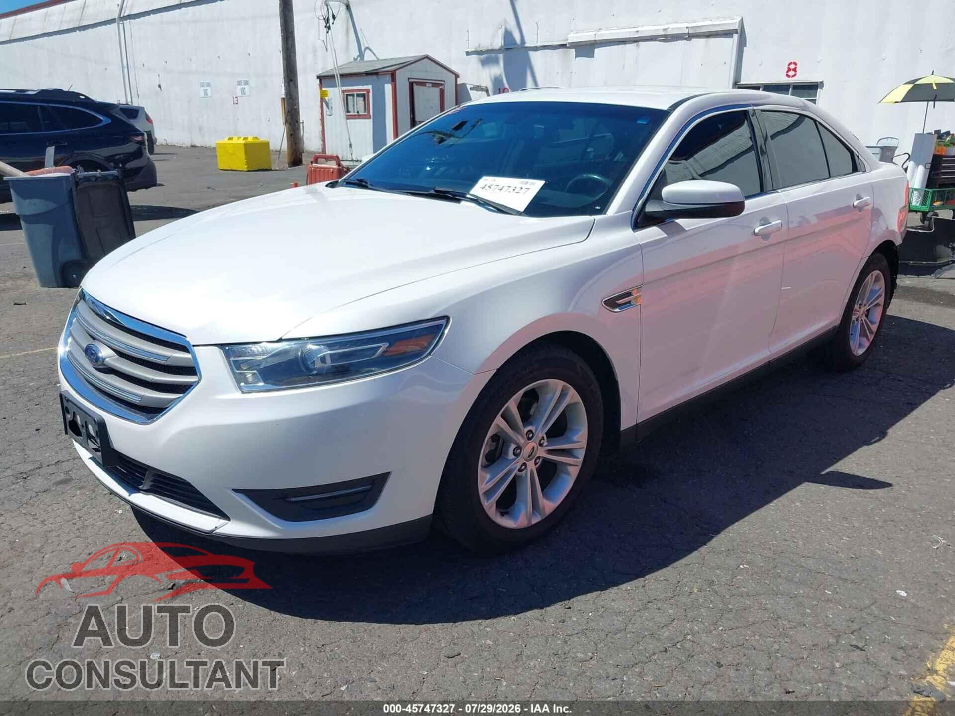 FORD TAURUS 2016 - 1FAHP2E95GG136486