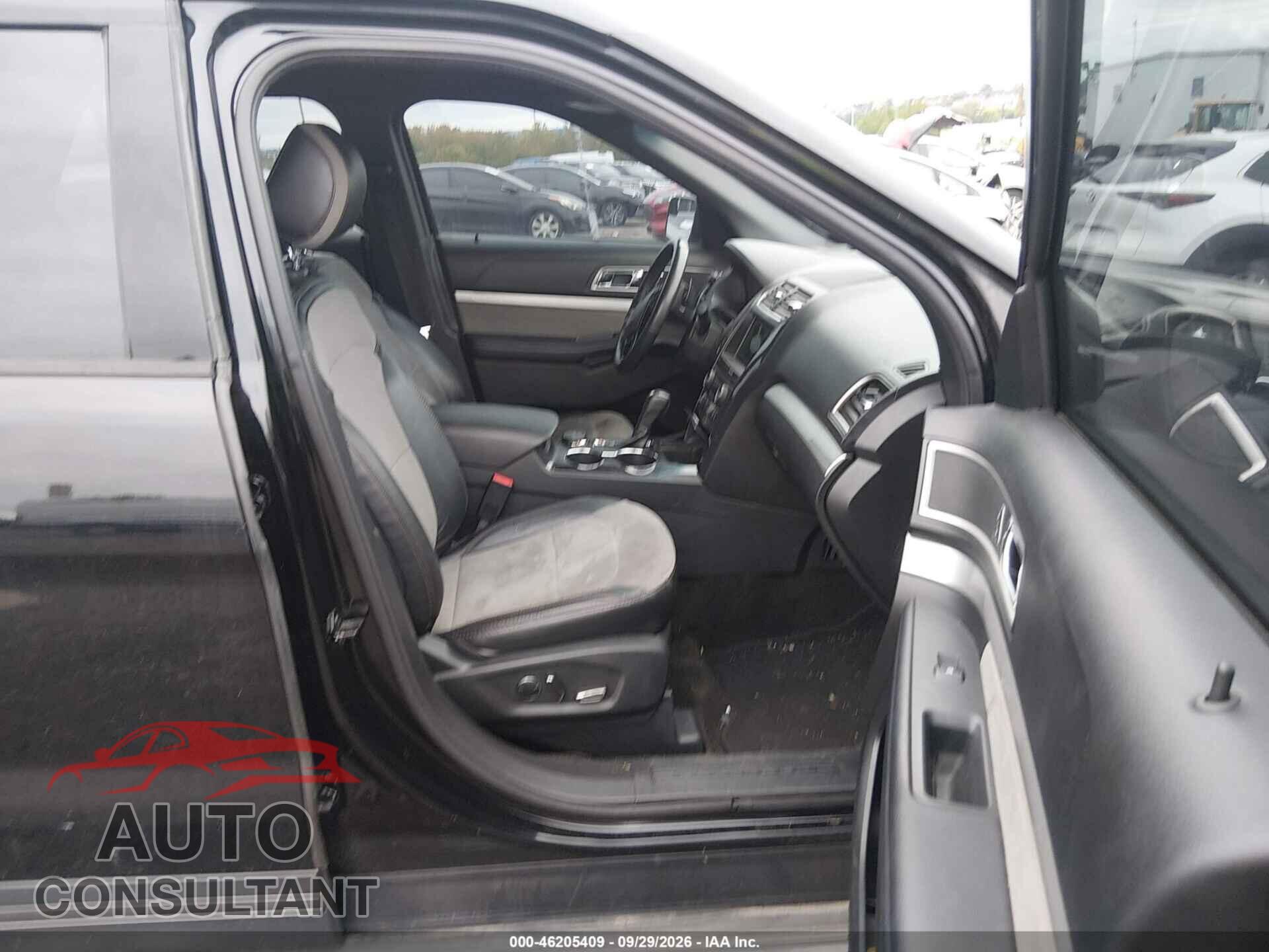 FORD EXPLORER 2017 - 1FM5K8D83HGE21840