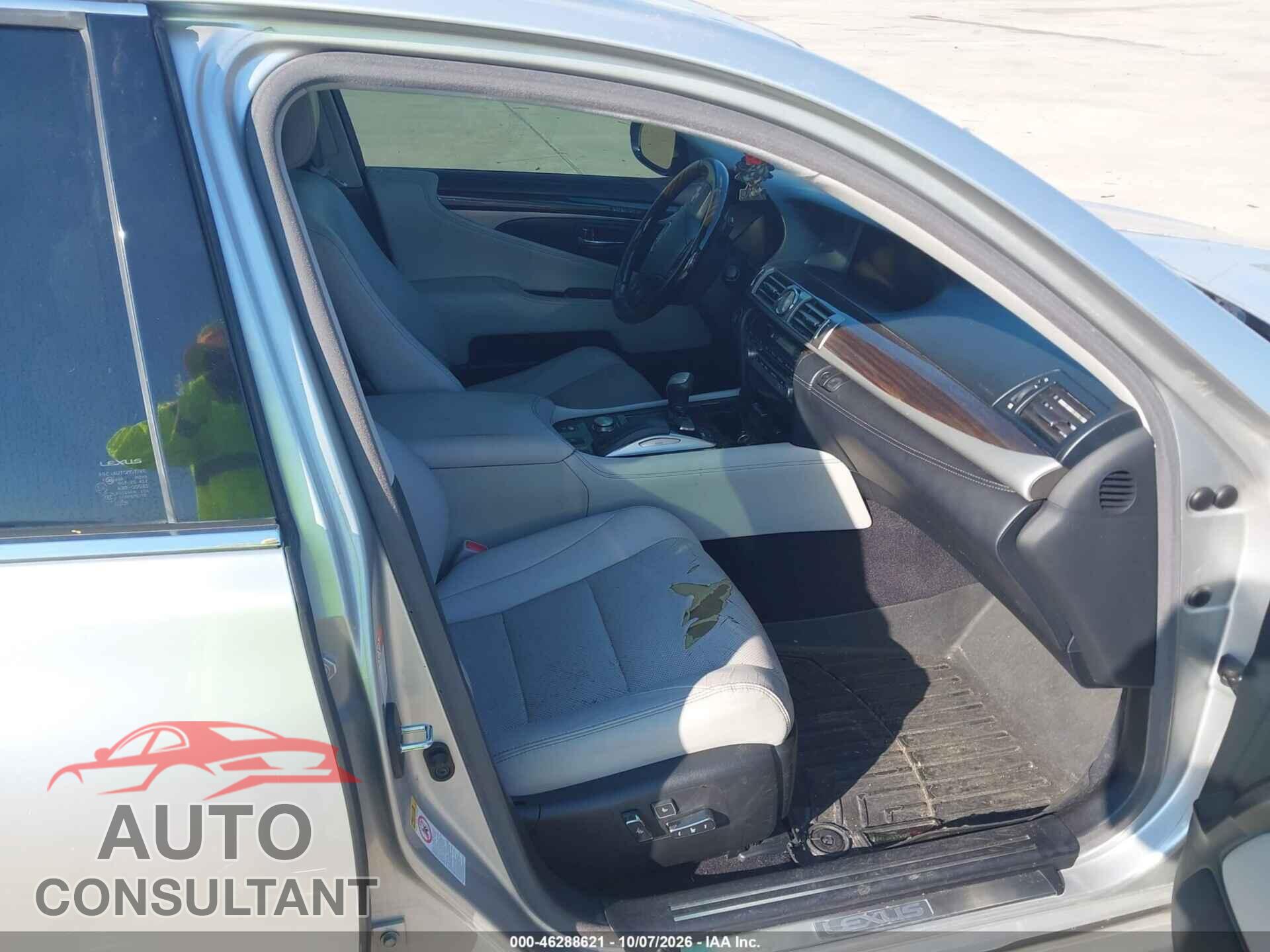 LEXUS LS 460 2016 - JTHBL5EF0G5142242
