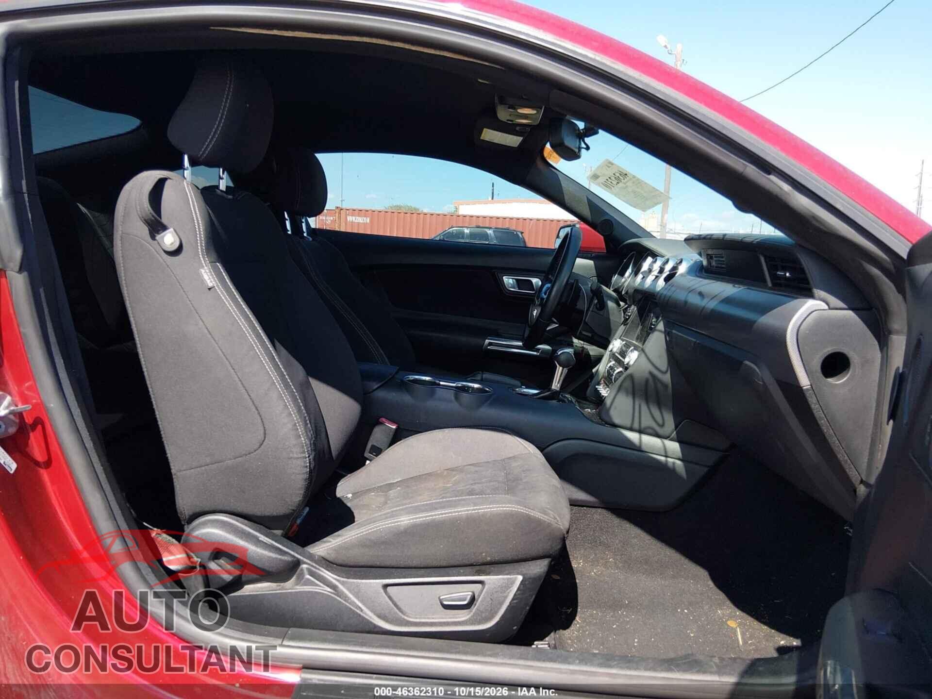 FORD MUSTANG 2020 - 1FA6P8TH7L5176174