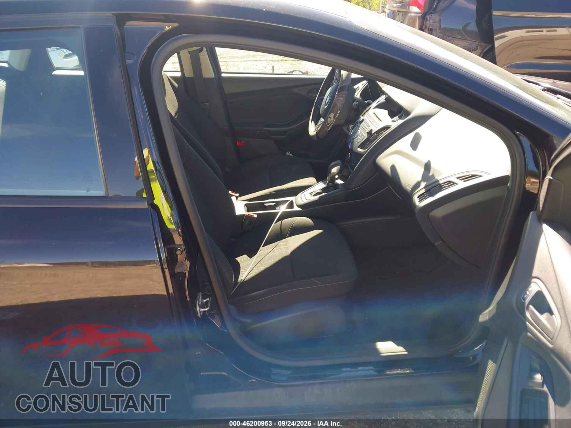 FORD FOCUS 2016 - 1FADP3E2XGL331210