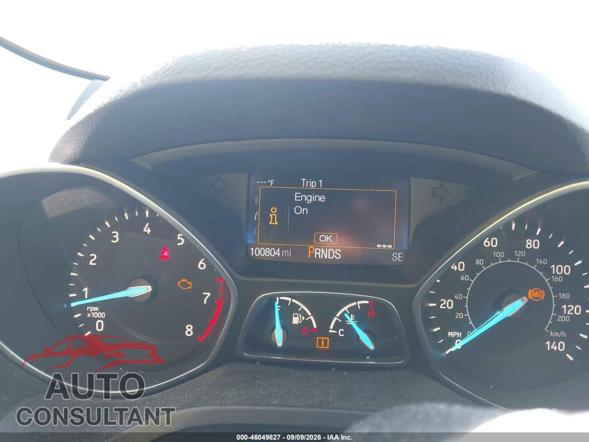 FORD ESCAPE 2017 - 1FMCU0J97HUF01627