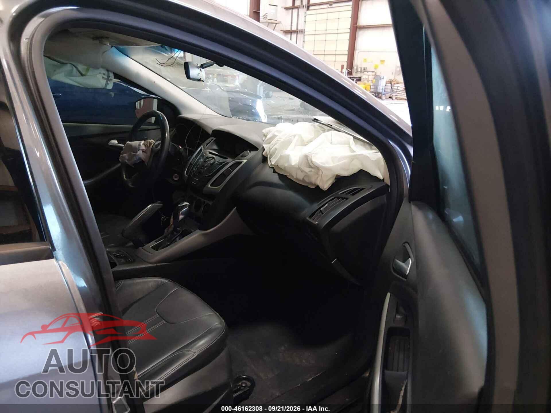 FORD FOCUS 2014 - 1FADP3F28EL161943