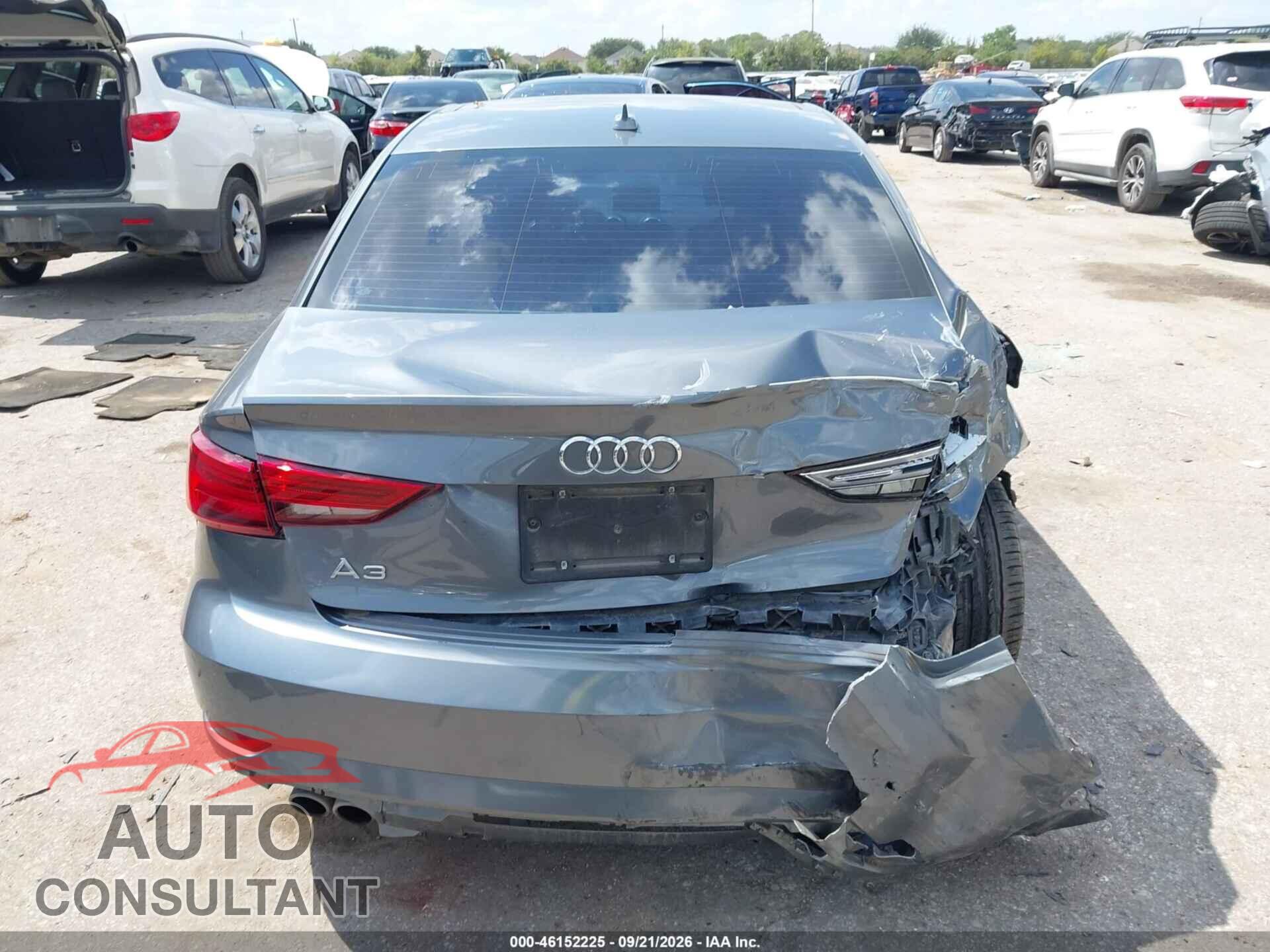 AUDI A3 2018 - WAUAUGFF2J1040490