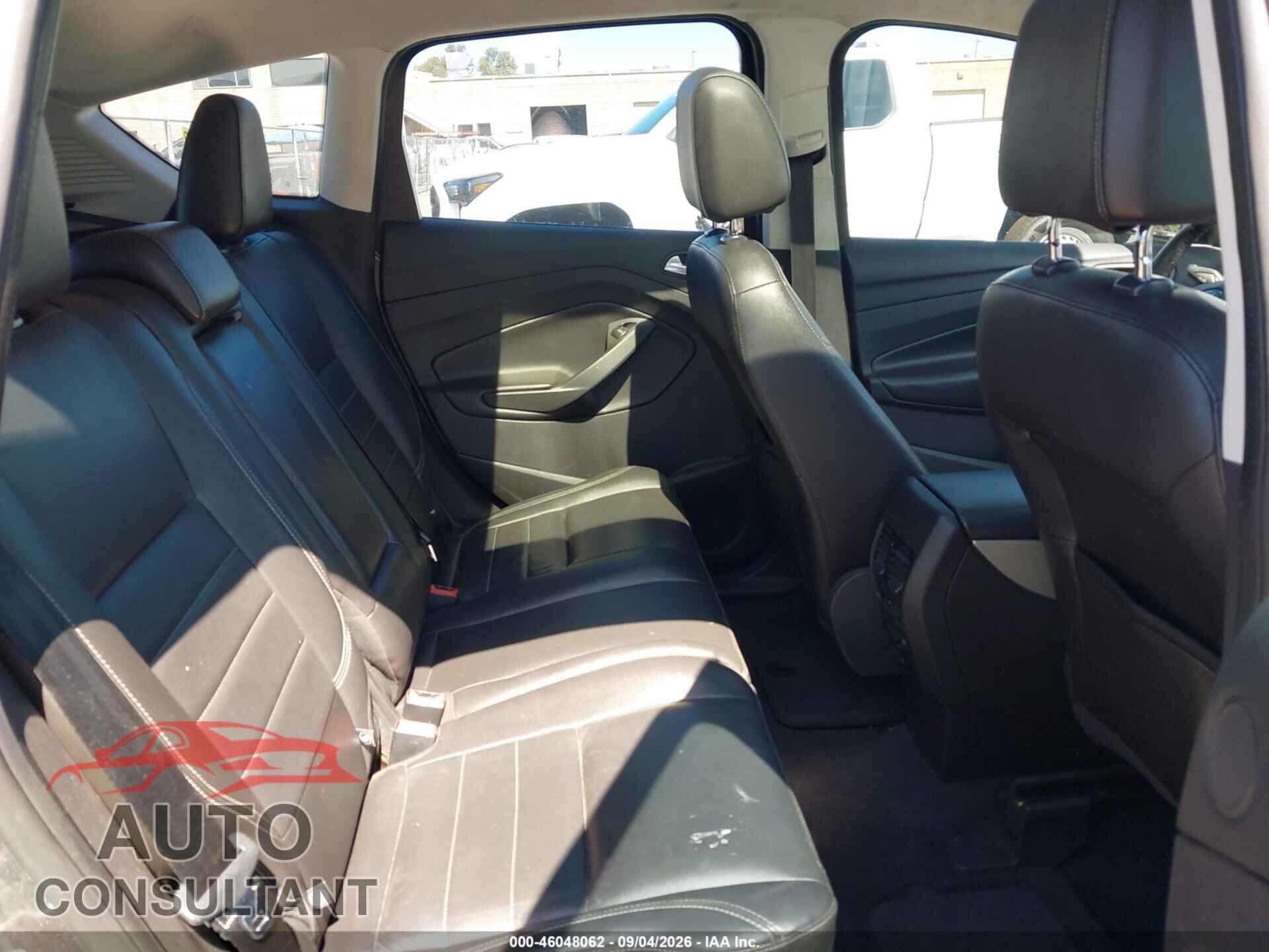 FORD C-MAX ENERGI 2013 - 1FADP5CU0DL525921