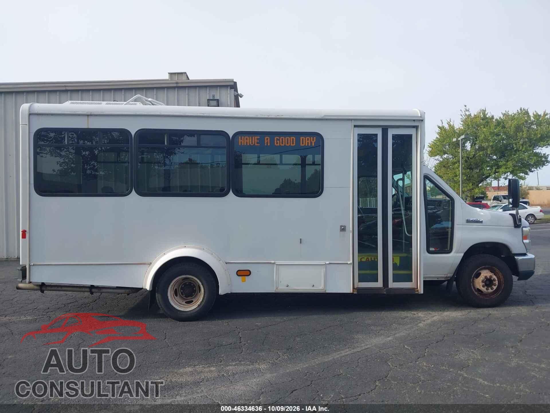 FORD E-450 CUTAWAY 2017 - 1FDFE4FS2HDC67345