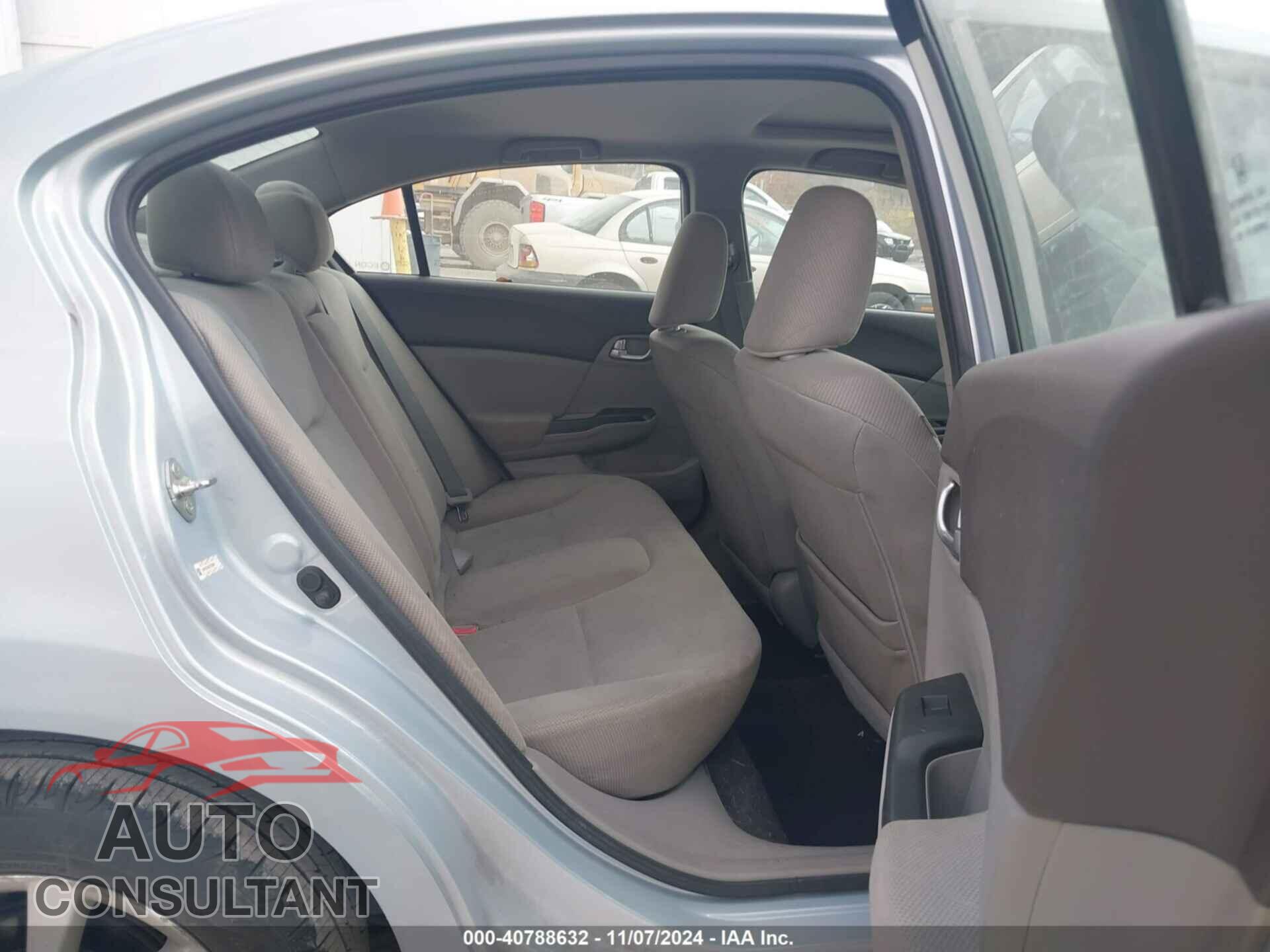 HONDA CIVIC 2012 - 19XFB2F88CE356589