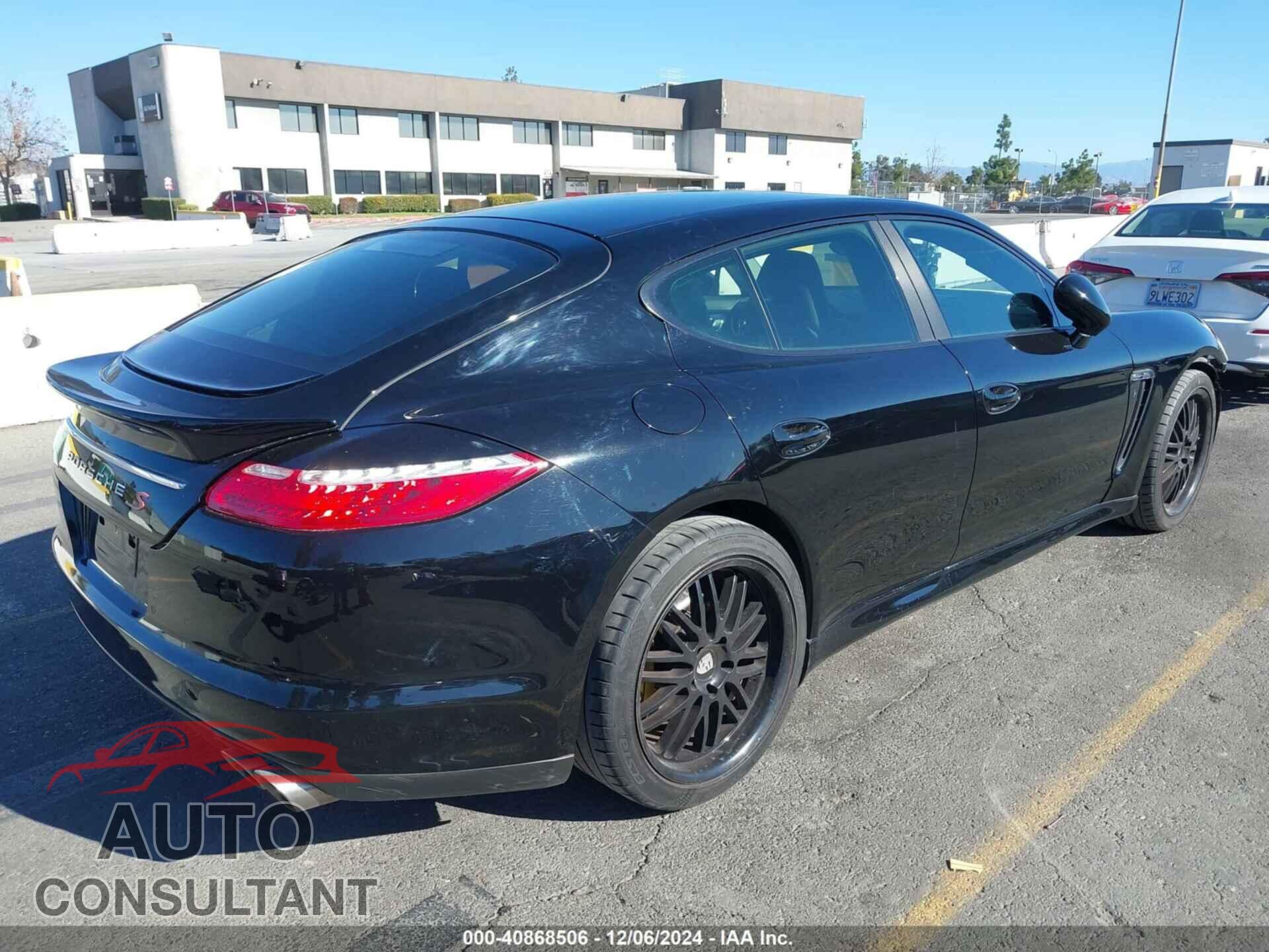 PORSCHE PANAMERA 2011 - WP0AA2A78BL010091