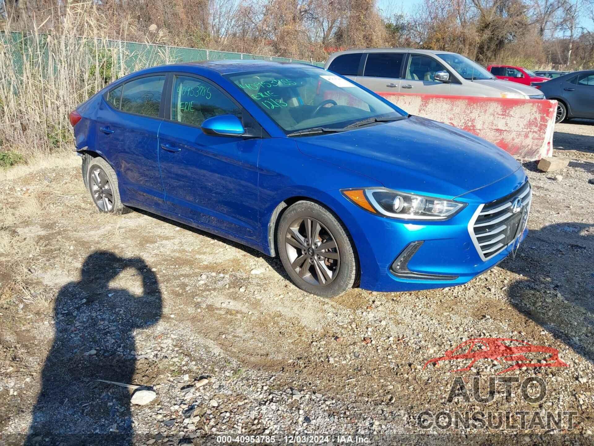 HYUNDAI ELANTRA 2017 - KMHD84LF5HU250836