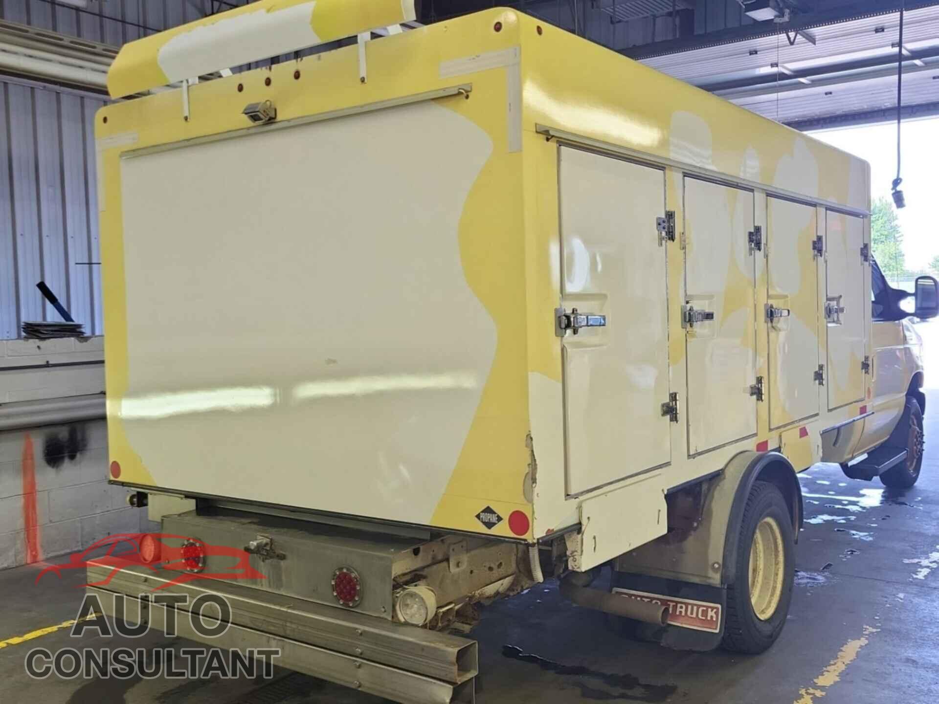FORD ECONOLINE 2017 - 1FDXE4FS0HDC69017