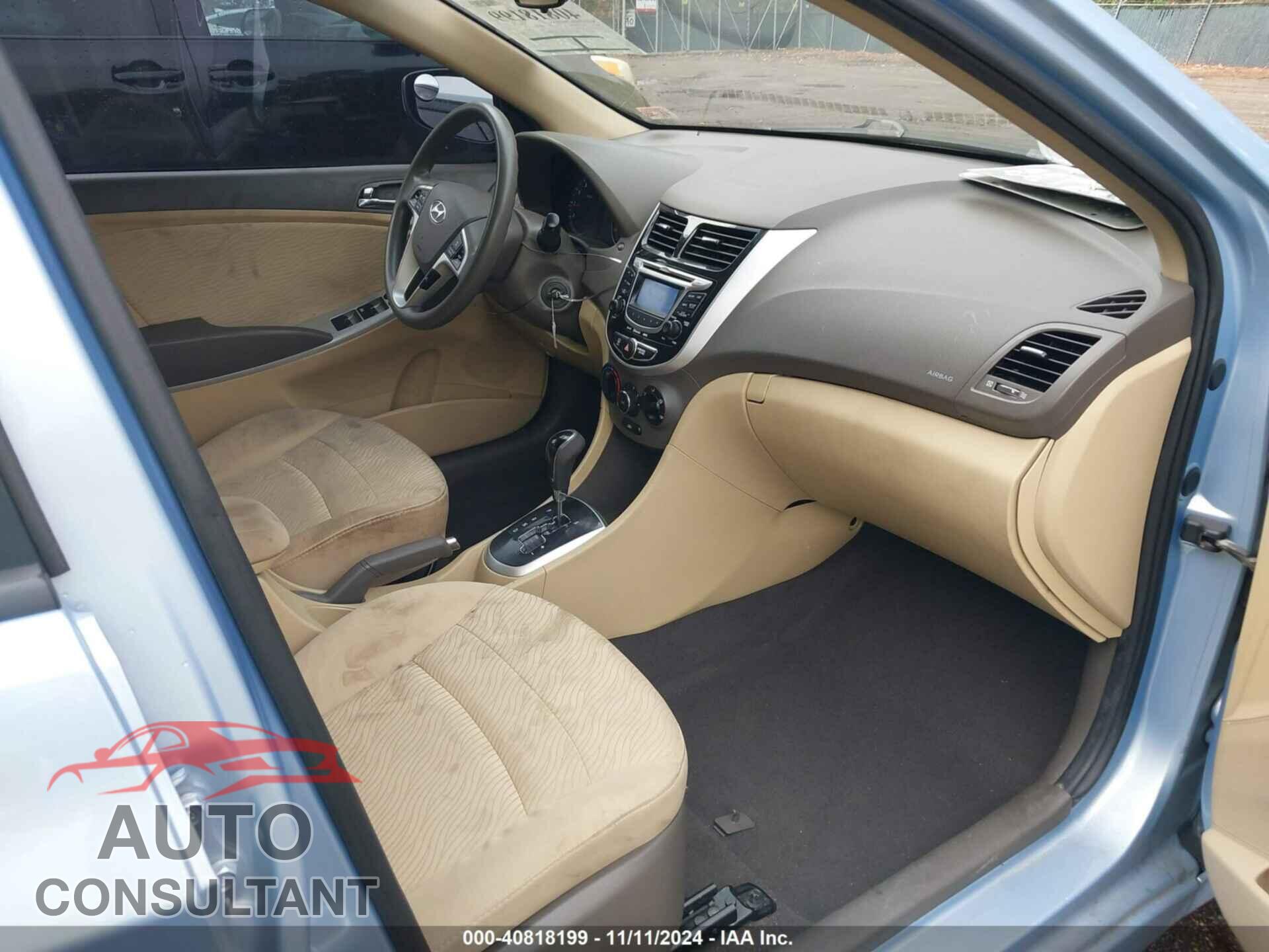 HYUNDAI ACCENT 2012 - KMHCU4AE3CU071477
