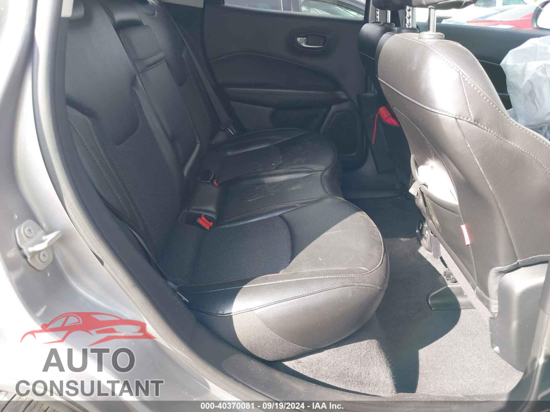 JEEP COMPASS 2020 - 3C4NJDDB2LT111775
