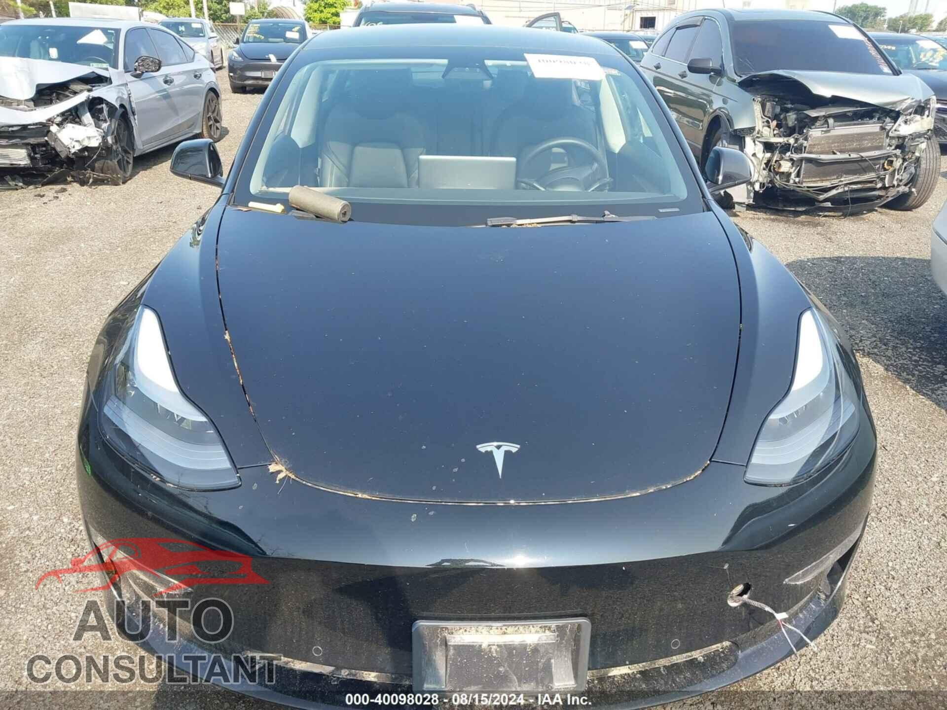 TESLA MODEL 3 2022 - 5YJ3E1EB4NF106457