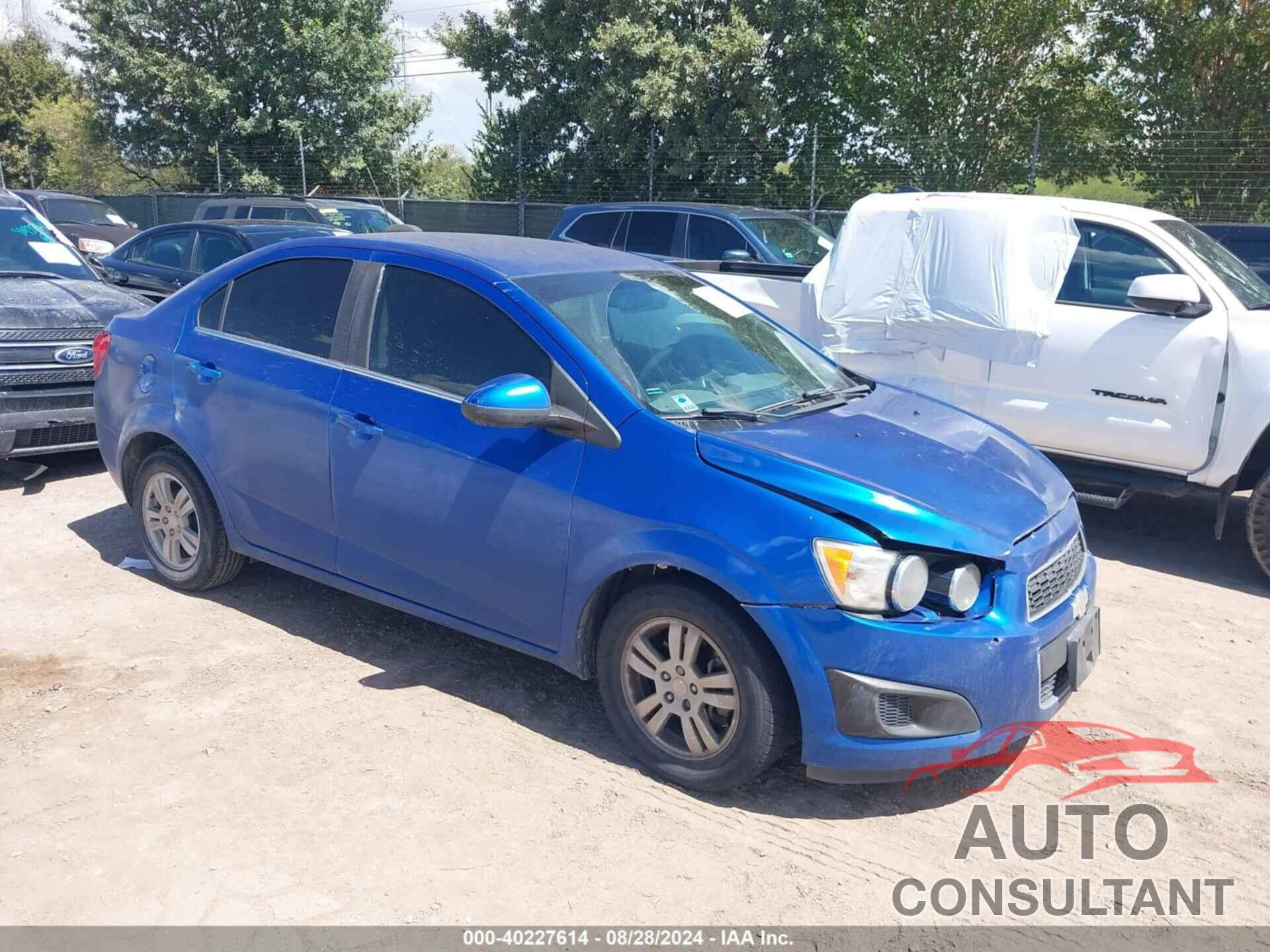 CHEVROLET SONIC 2016 - 1G1JC5SH1G4184324