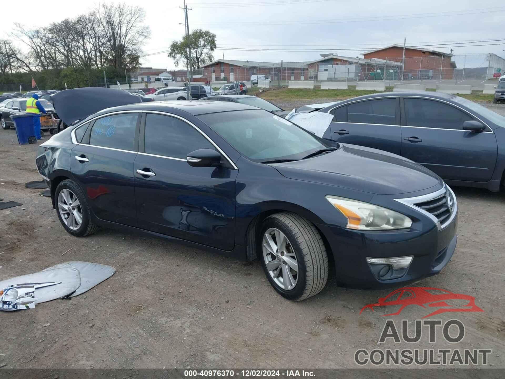 NISSAN ALTIMA 2013 - 1N4AL3AP3DC129384