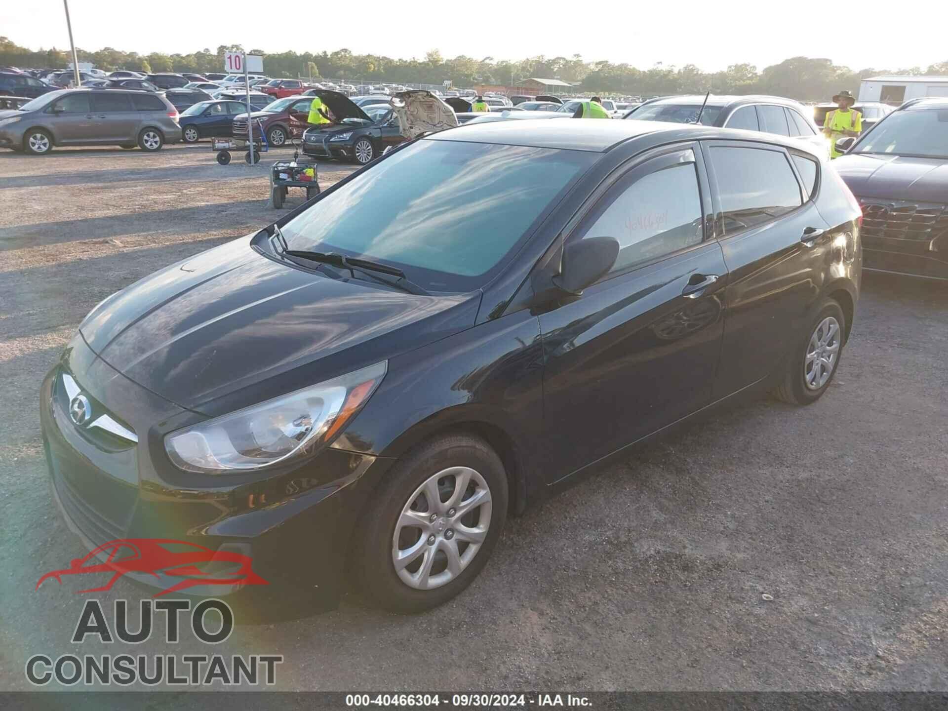HYUNDAI ACCENT 2014 - KMHCT5AE1EU183478