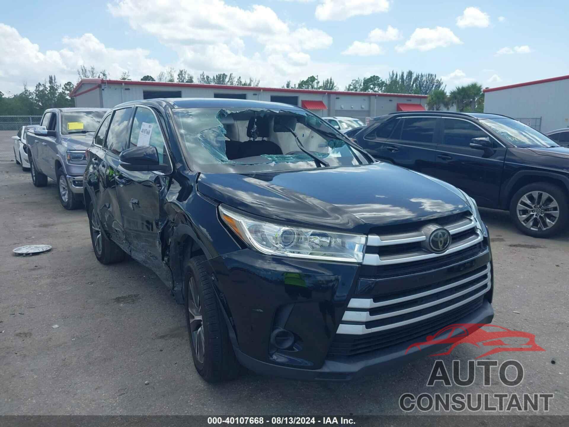 TOYOTA HIGHLANDER 2019 - 5TDZARFH3KS047108