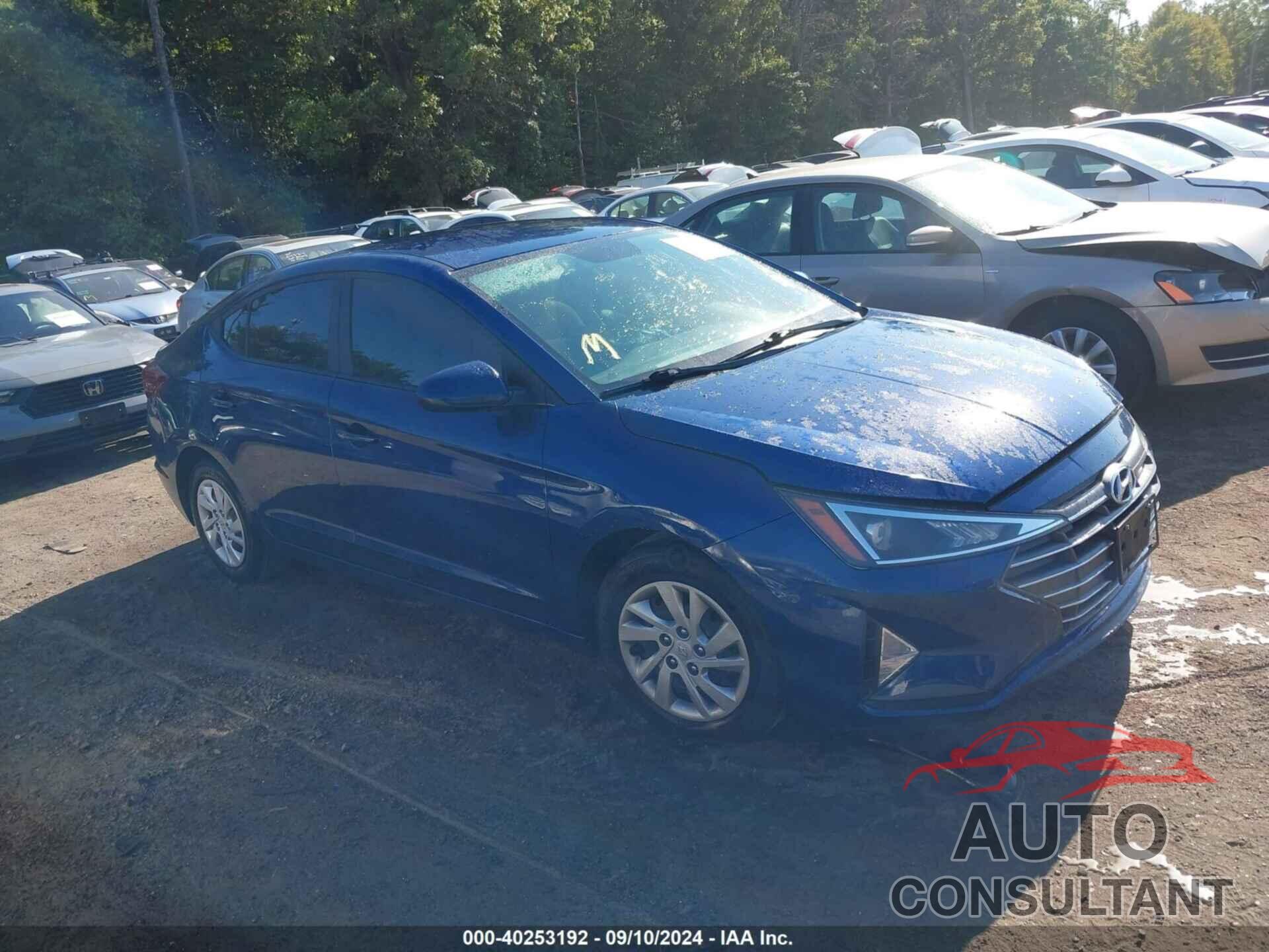 HYUNDAI ELANTRA 2019 - 5NPD74LF8KH447010