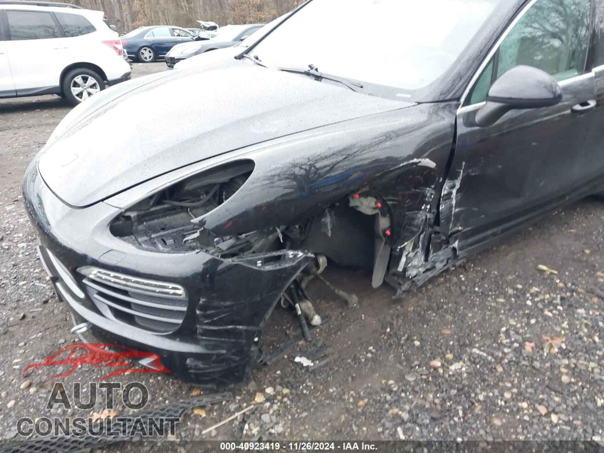PORSCHE CAYENNE 2012 - WP1AA2A24CLA04695