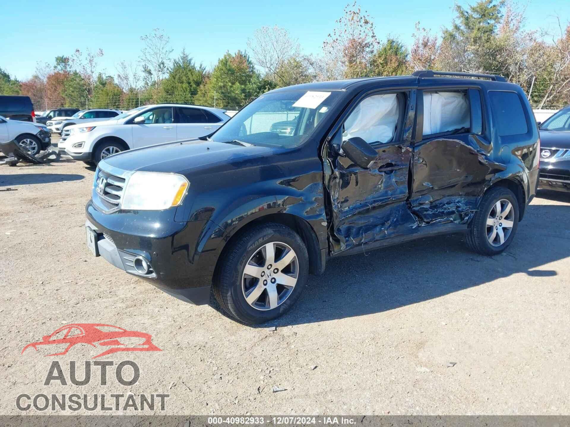 HONDA PILOT 2013 - 5FNYF4H9XDB063934