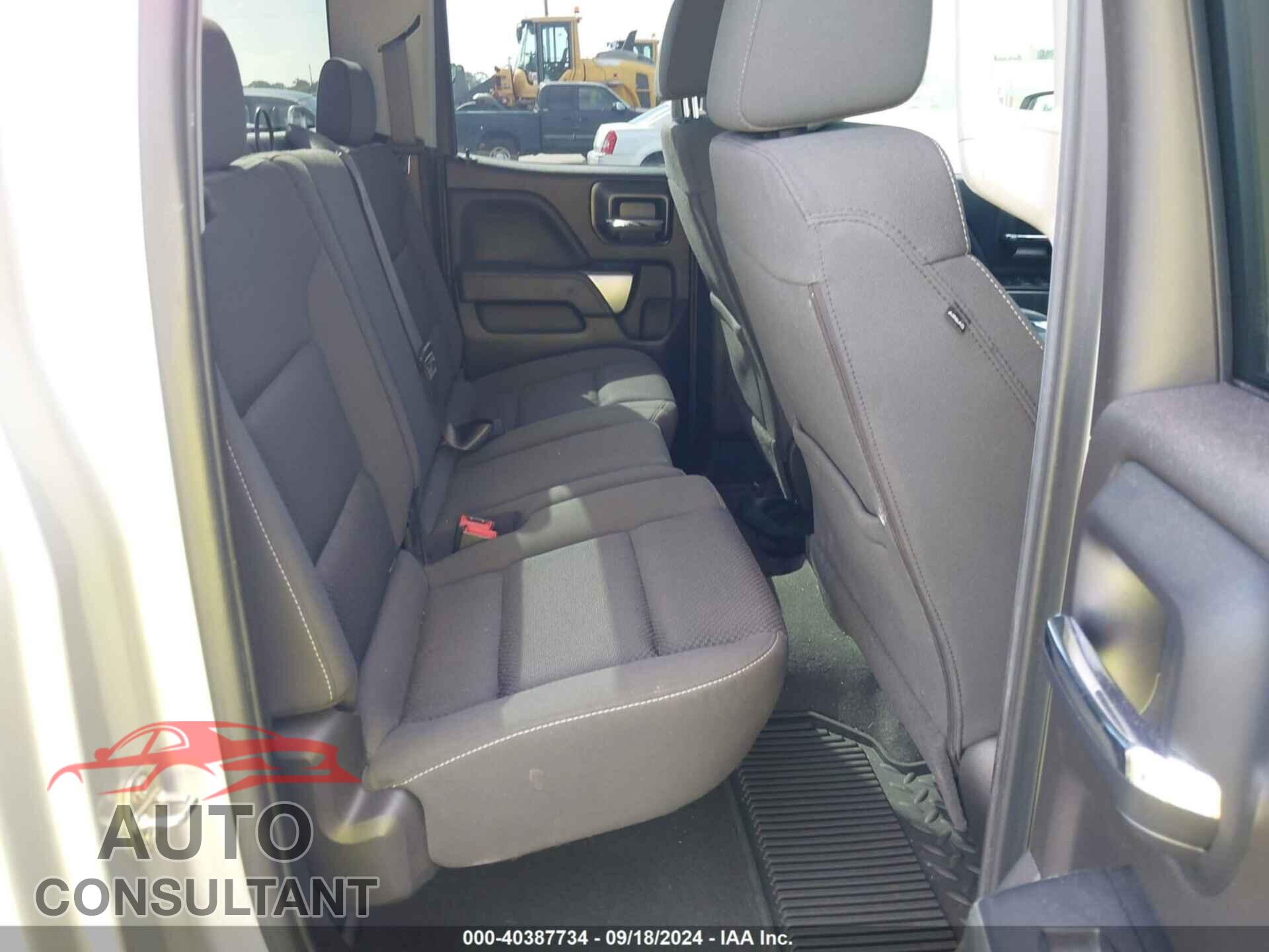 CHEVROLET SILVERADO 1500 LD 2019 - 2GCRCPEC3K1152257