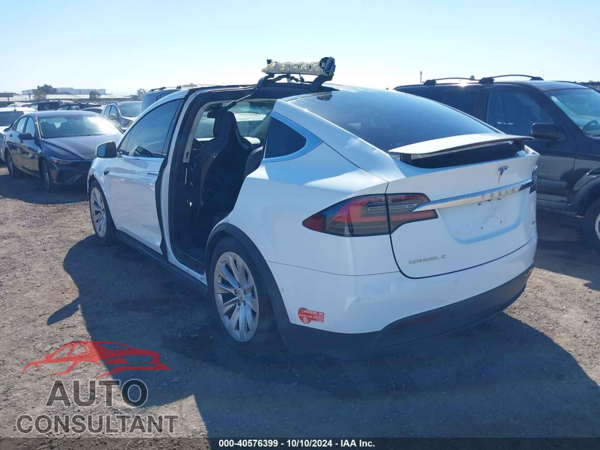 TESLA MODEL X 2017 - 5YJXCDE26HF026235