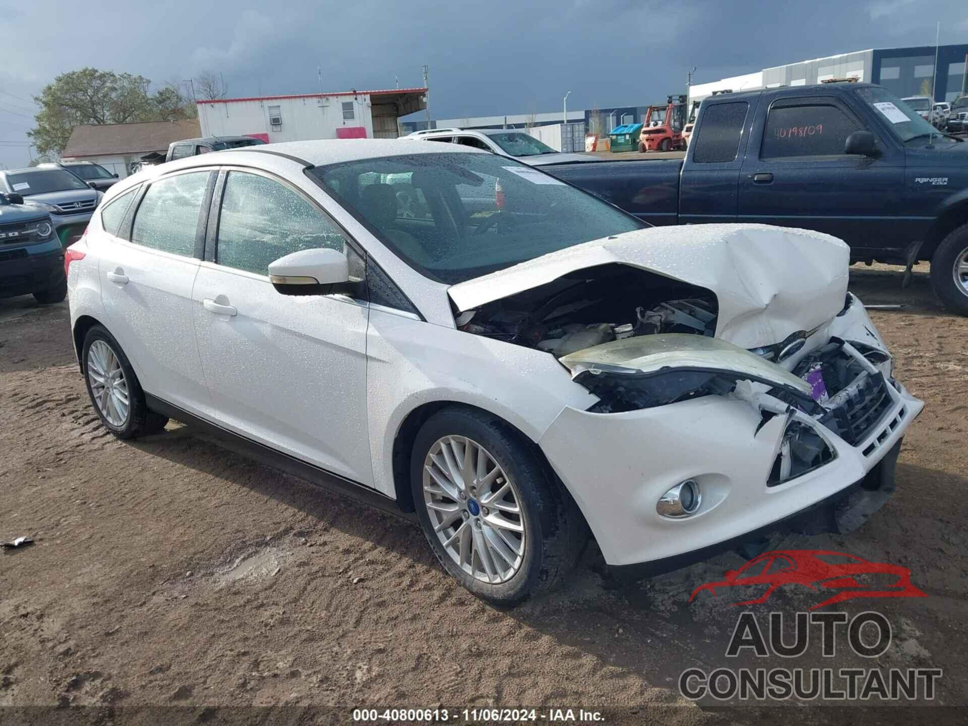 FORD FOCUS 2012 - 1FAHP3M28CL261283