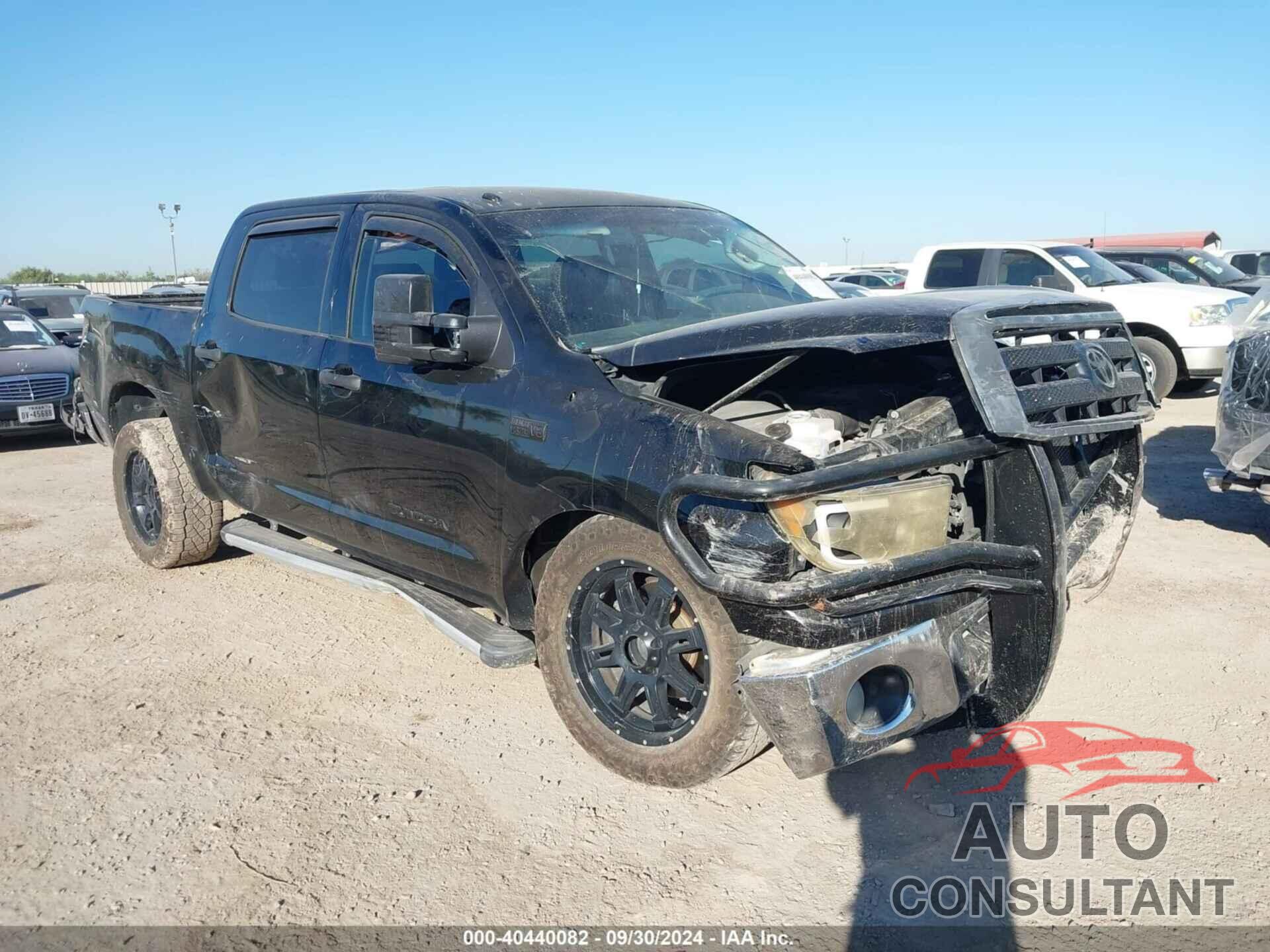 TOYOTA TUNDRA 2011 - 5TFDW5F12BX181951