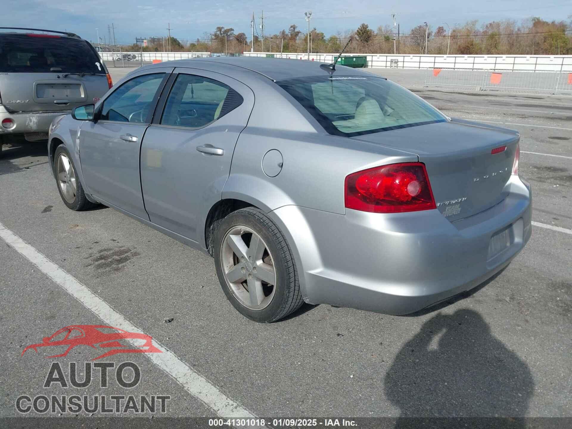 DODGE AVENGER 2013 - 1C3CDZAB8DN657695
