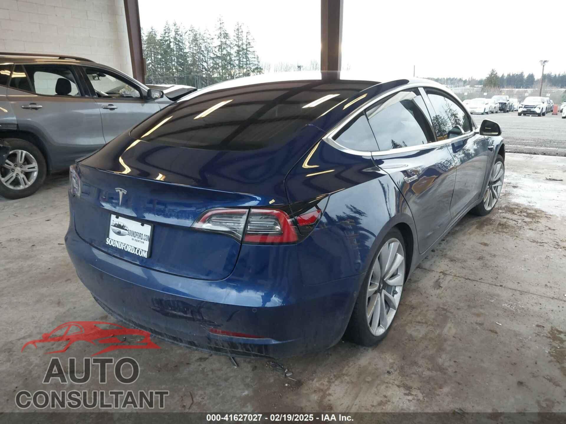 TESLA MODEL 3 2018 - 5YJ3E1EA7JF035949
